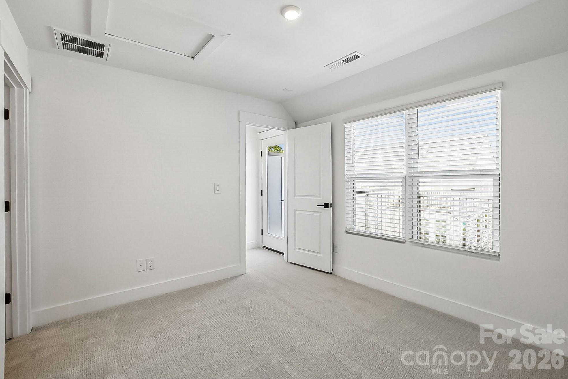 1131 Kokomo Lane — Charlotte