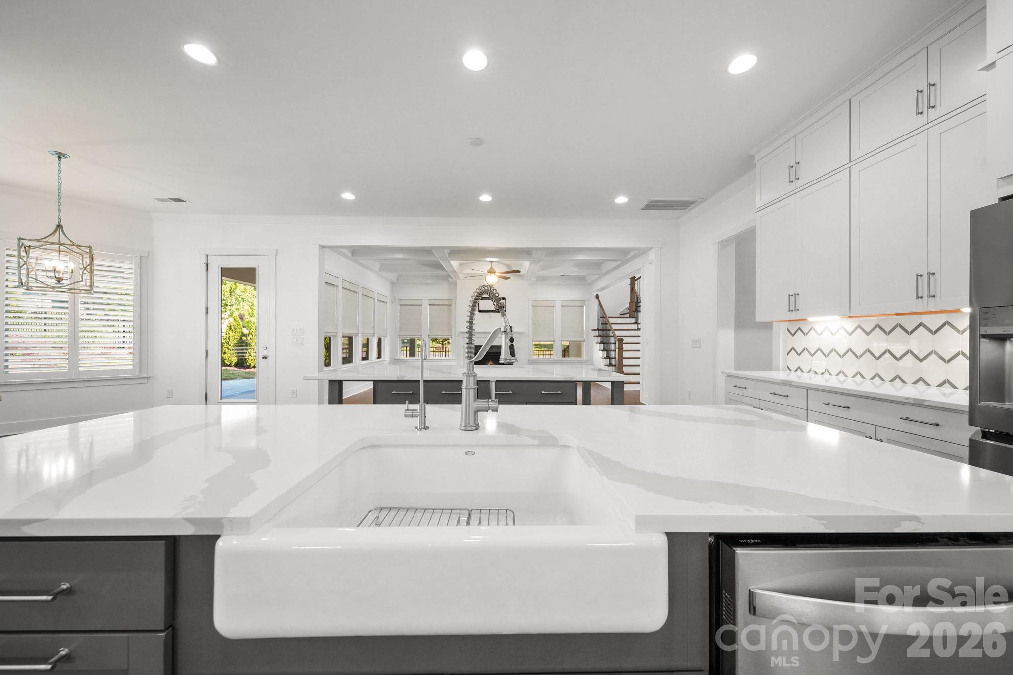 14104 Hollins Grove Avenue — Huntersville
