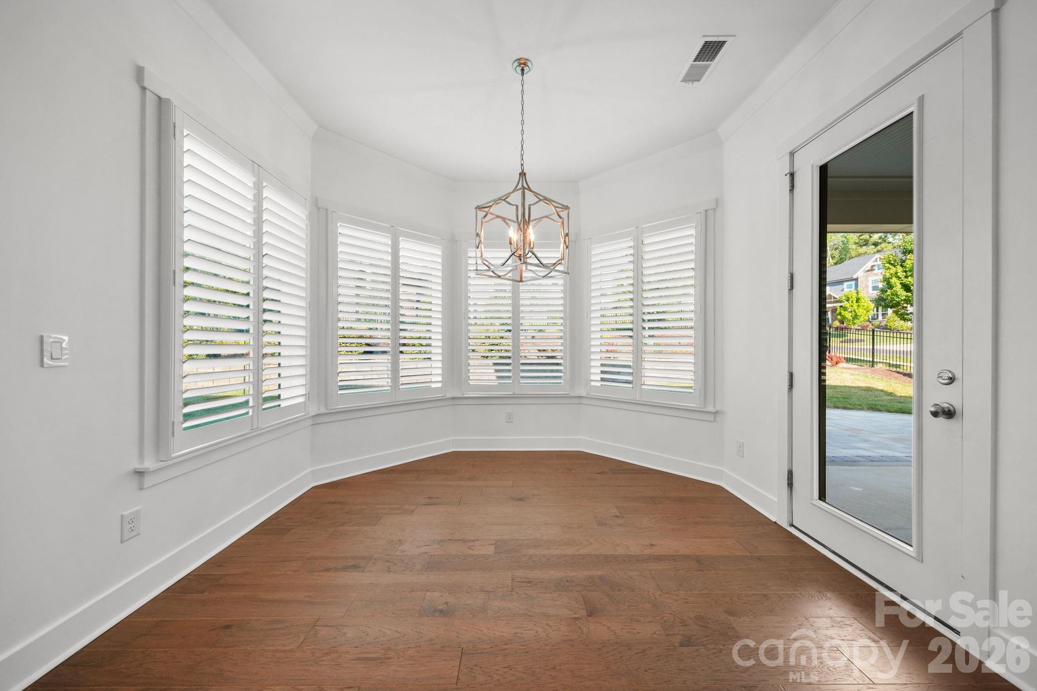 14104 Hollins Grove Avenue — Huntersville