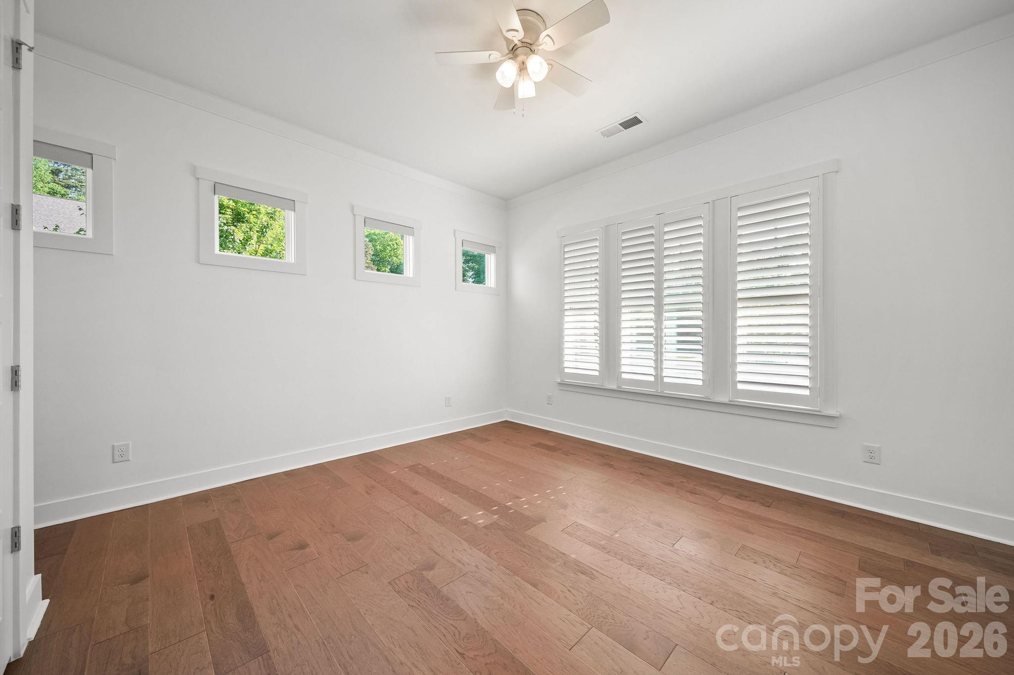 14104 Hollins Grove Avenue — Huntersville