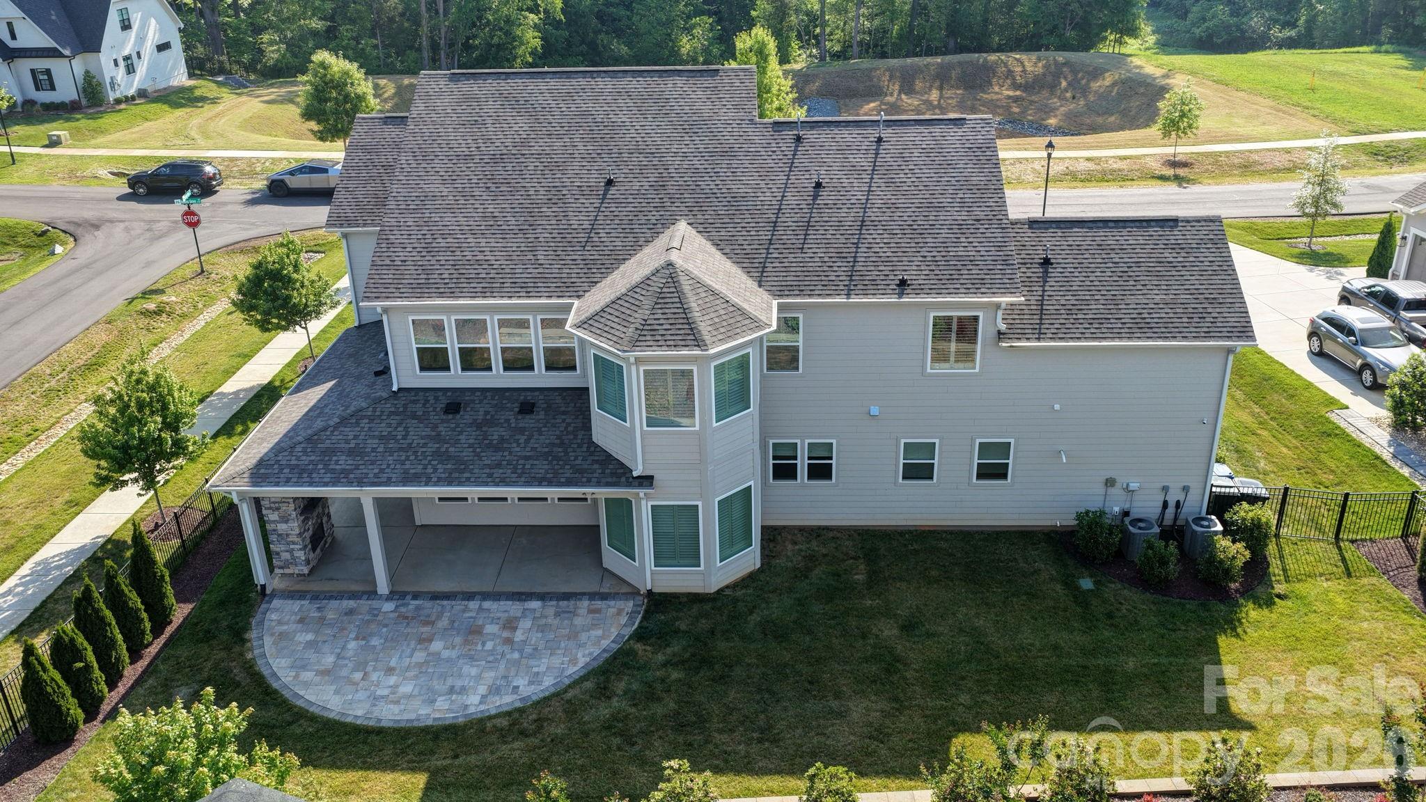 14104 Hollins Grove Avenue — Huntersville