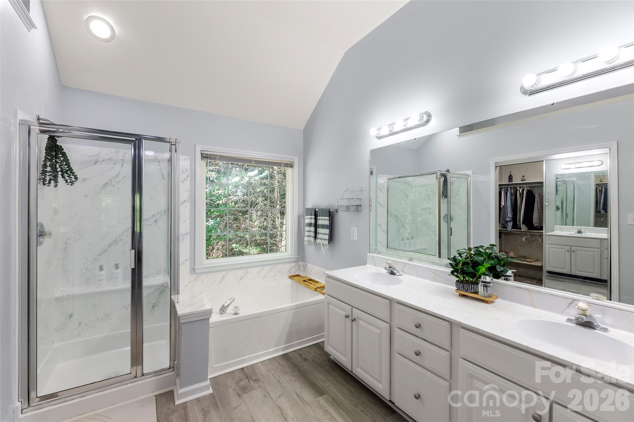 8906 Glade Court — Huntersville