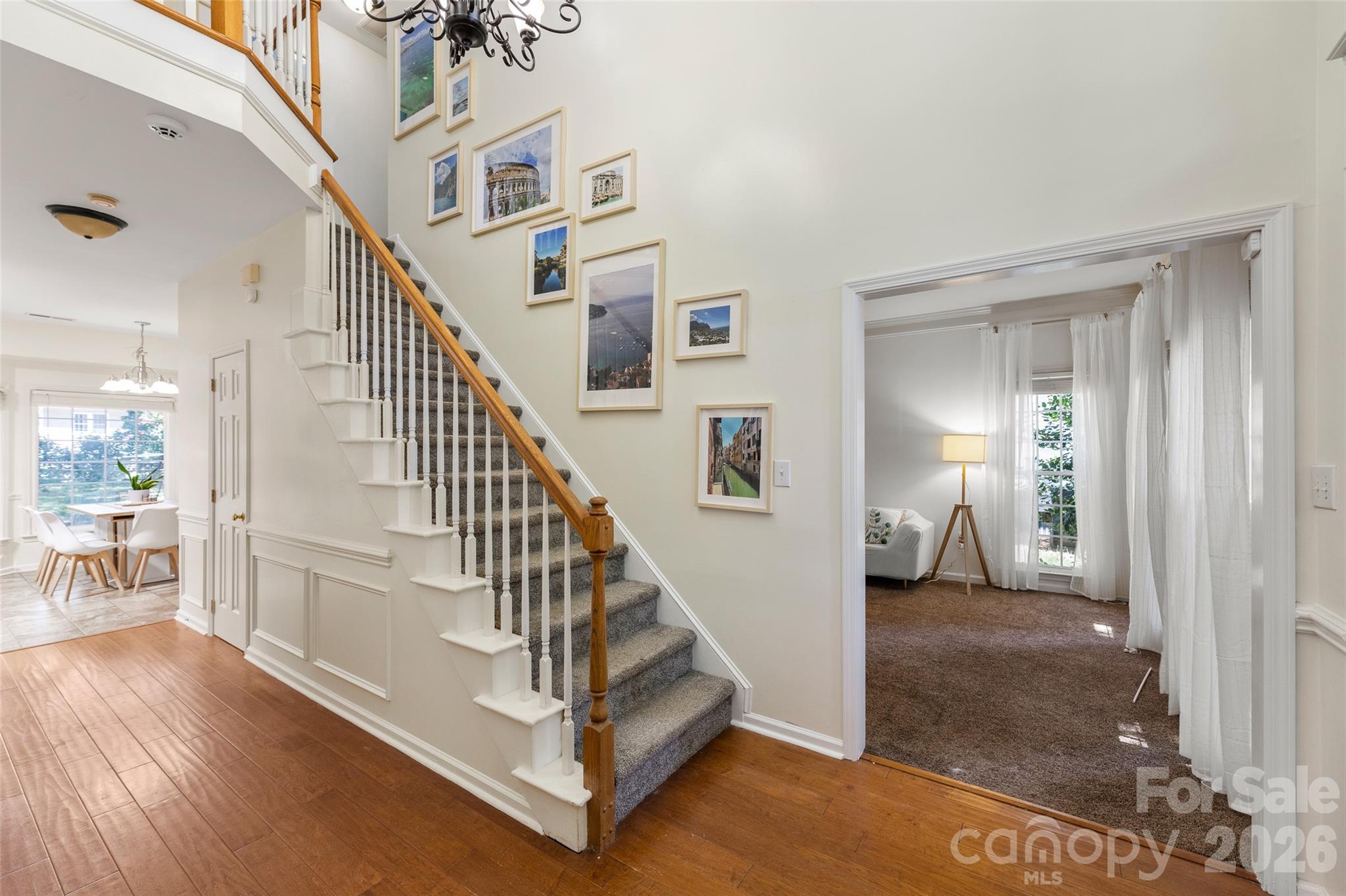 8906 Glade Court — Huntersville