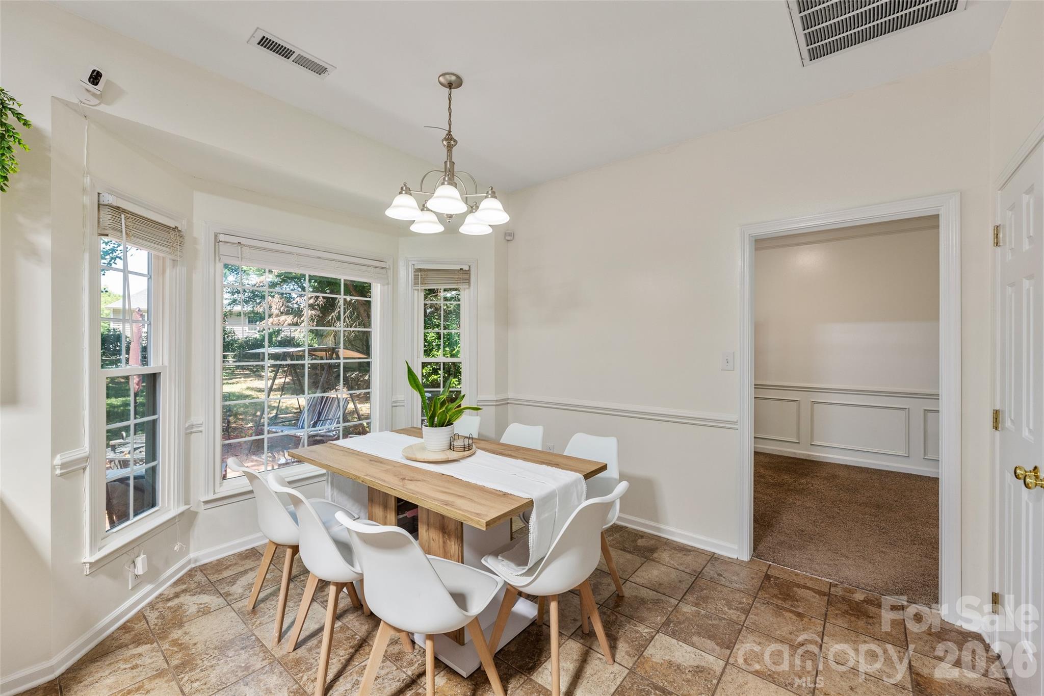 8906 Glade Court — Huntersville
