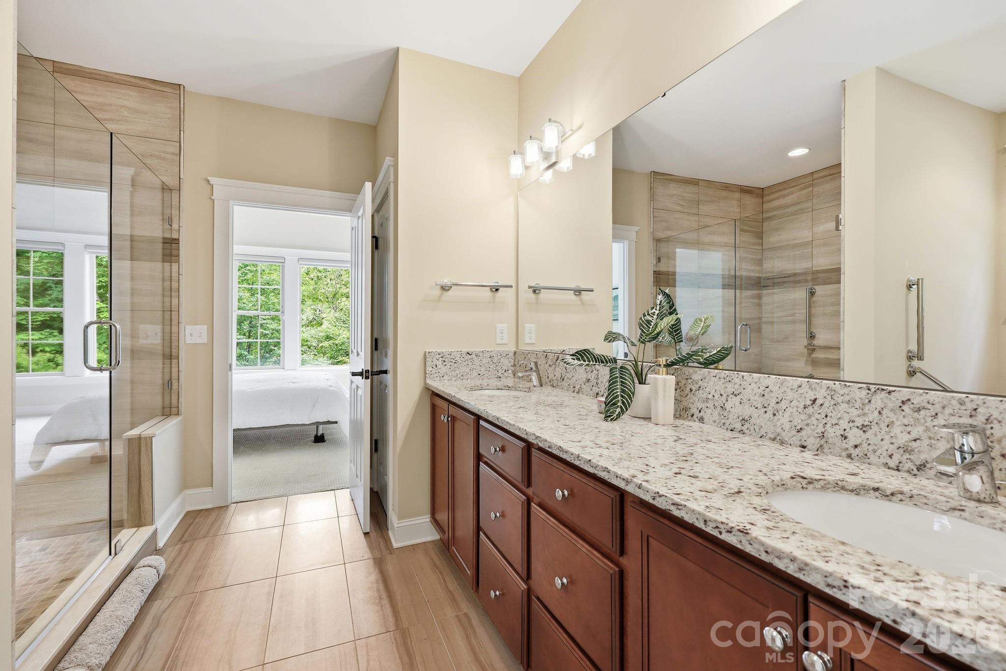 129 Orvis Stone Circle — Biltmore Lake