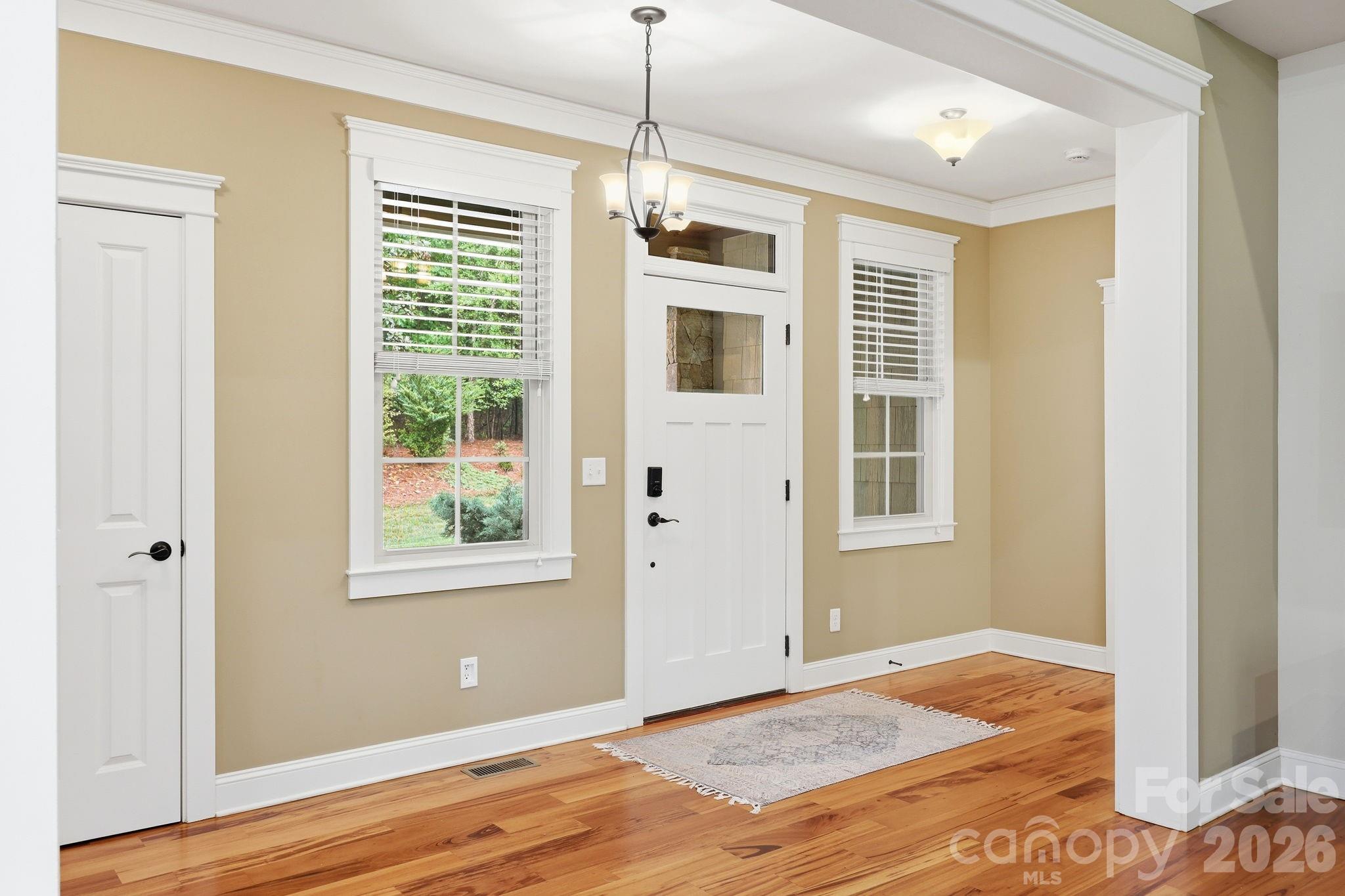 129 Orvis Stone Circle — Biltmore Lake
