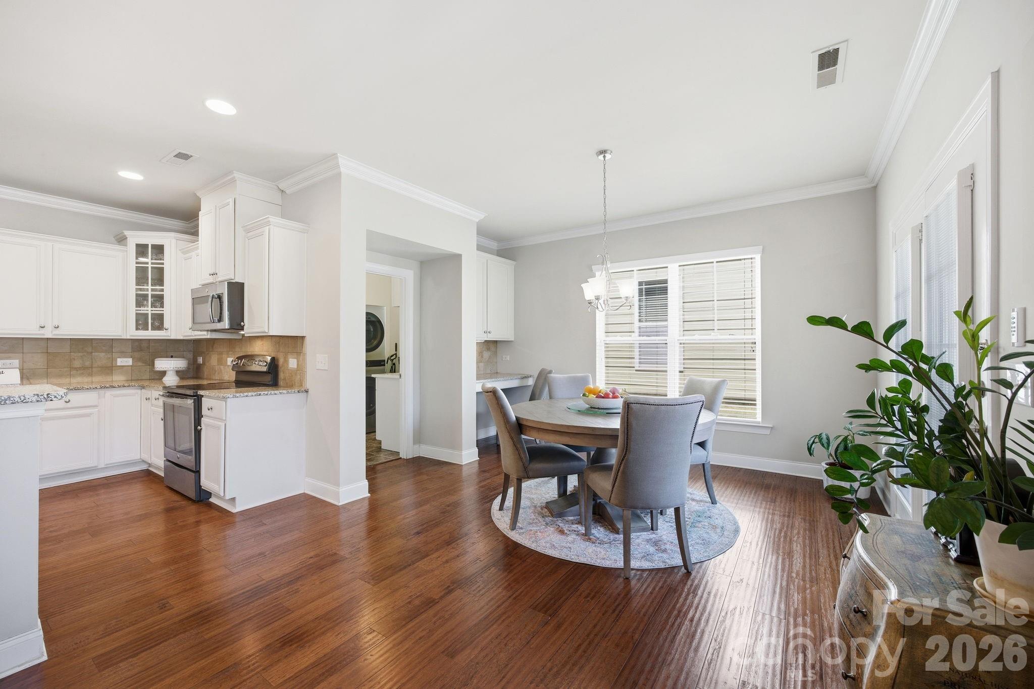 16024 Oxford Glenn Drive — Huntersville