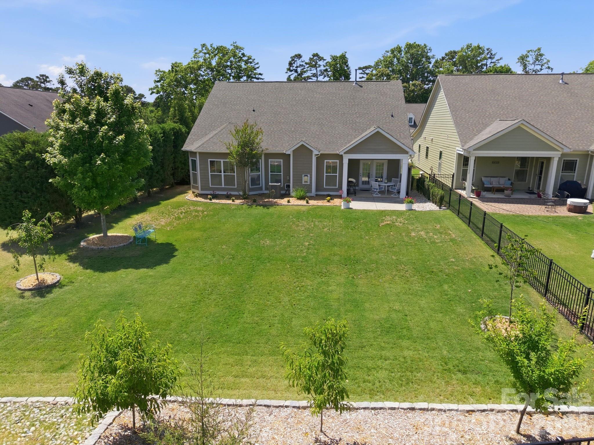 16024 Oxford Glenn Drive — Huntersville