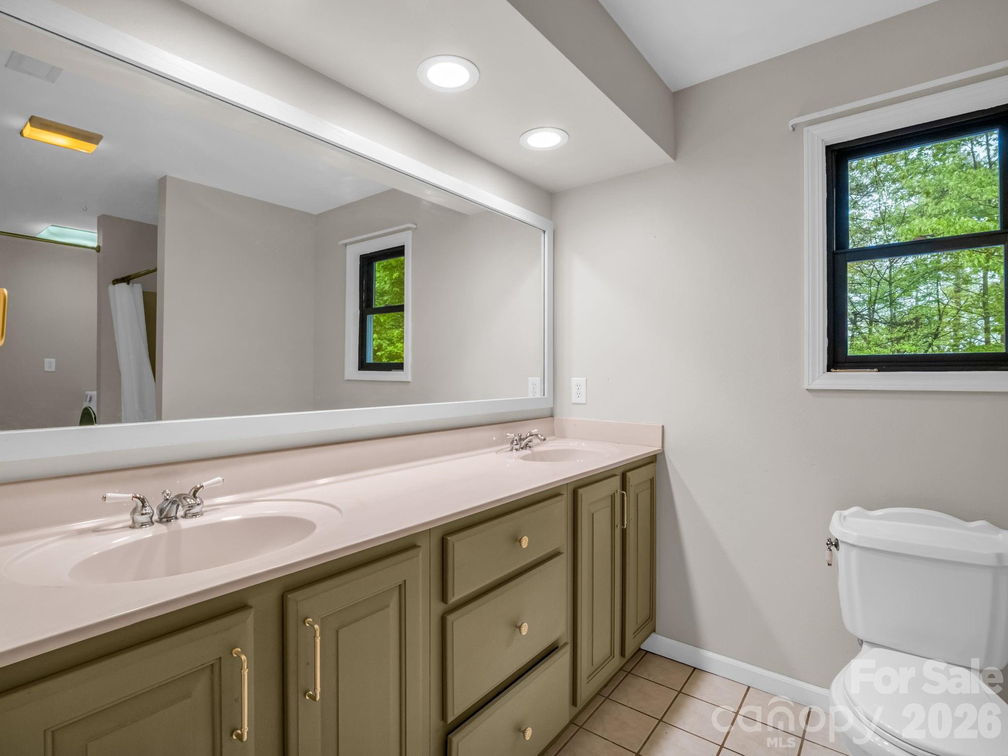 180 Canaday Drive — Brevard