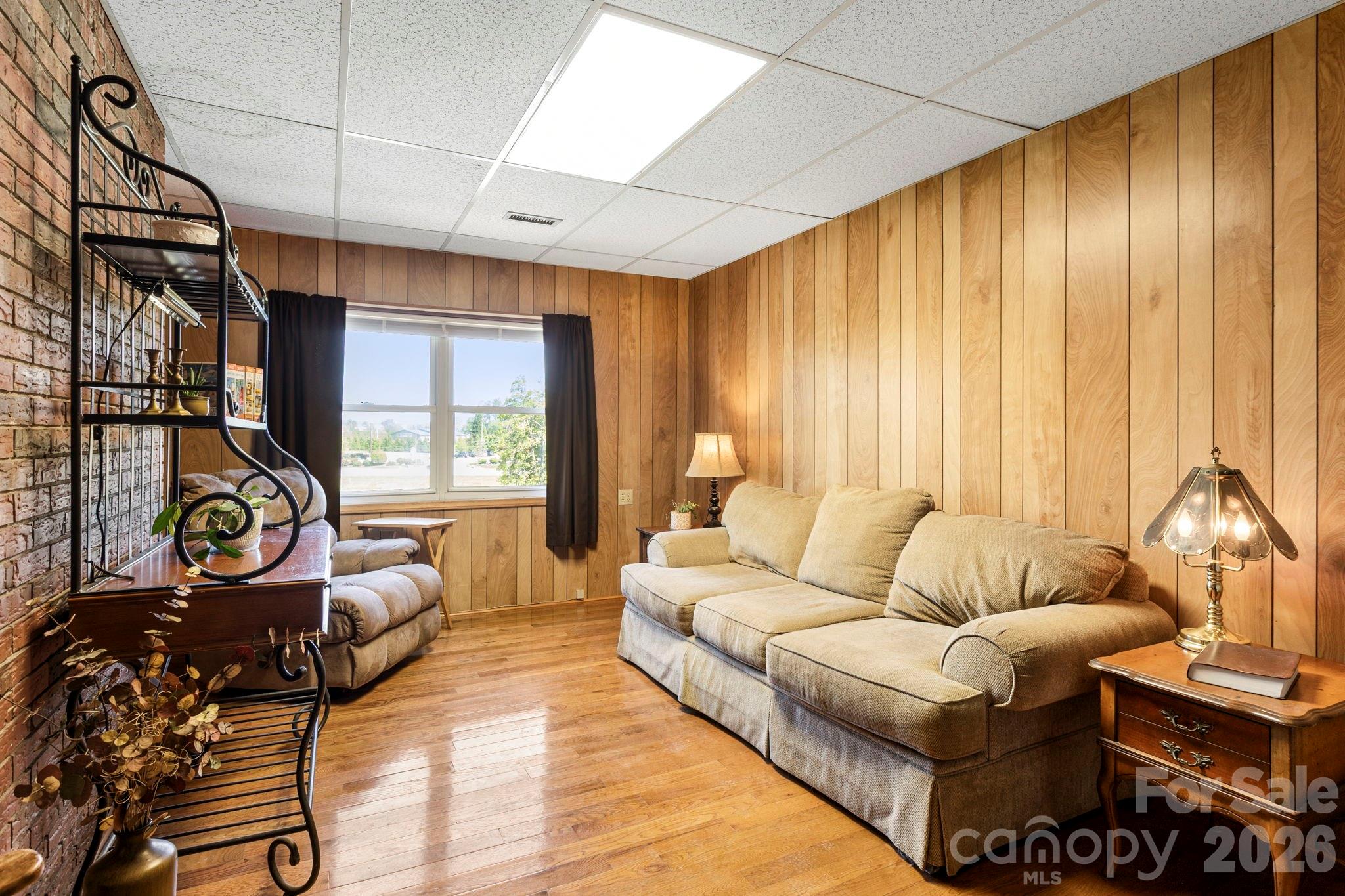 18 Hilda Lane — Mills River