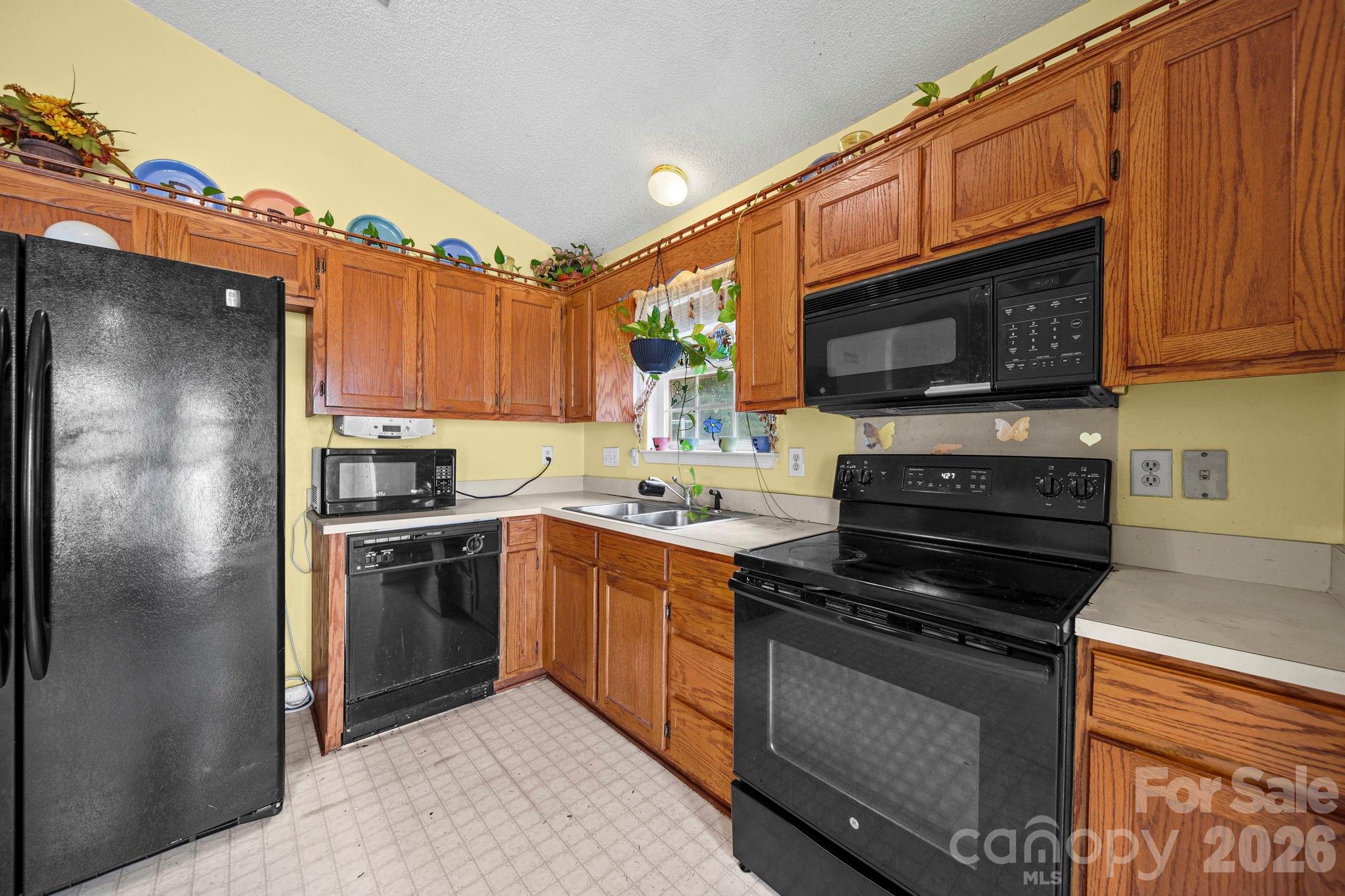 3311 Atlas Drive — Charlotte