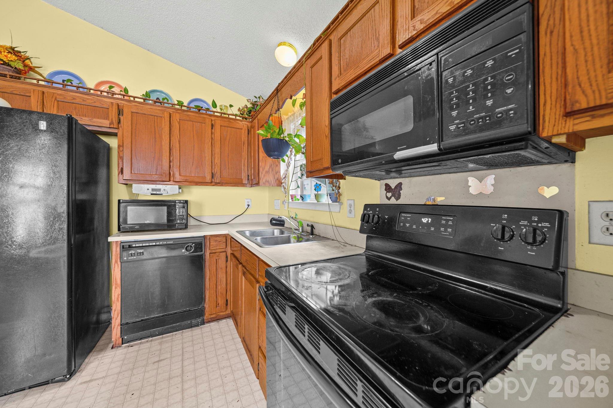 3311 Atlas Drive — Charlotte