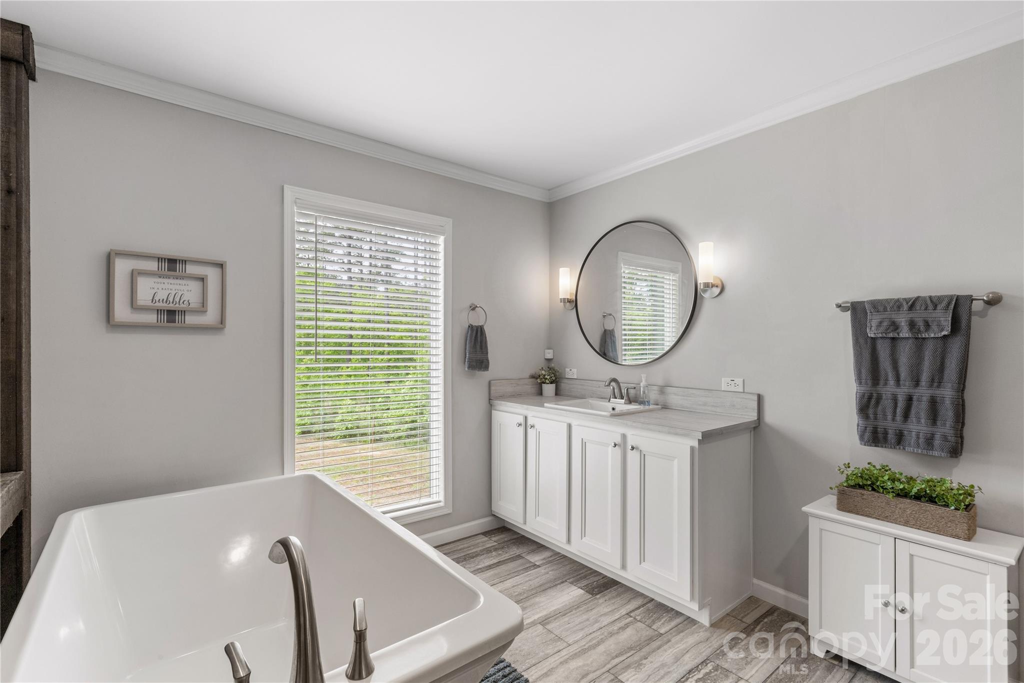 412 Mullinax Circle — Blacksburg
