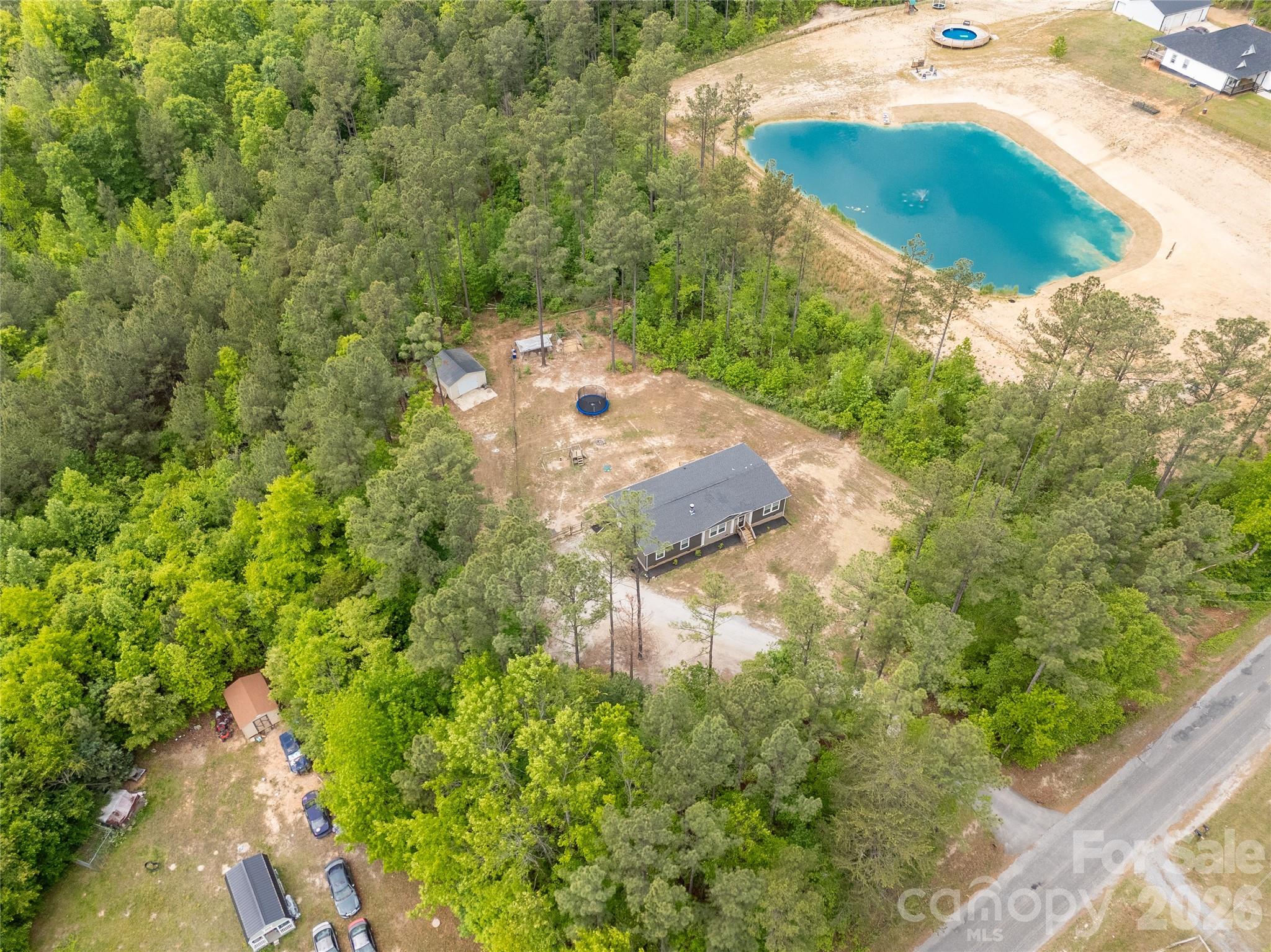 412 Mullinax Circle — Blacksburg