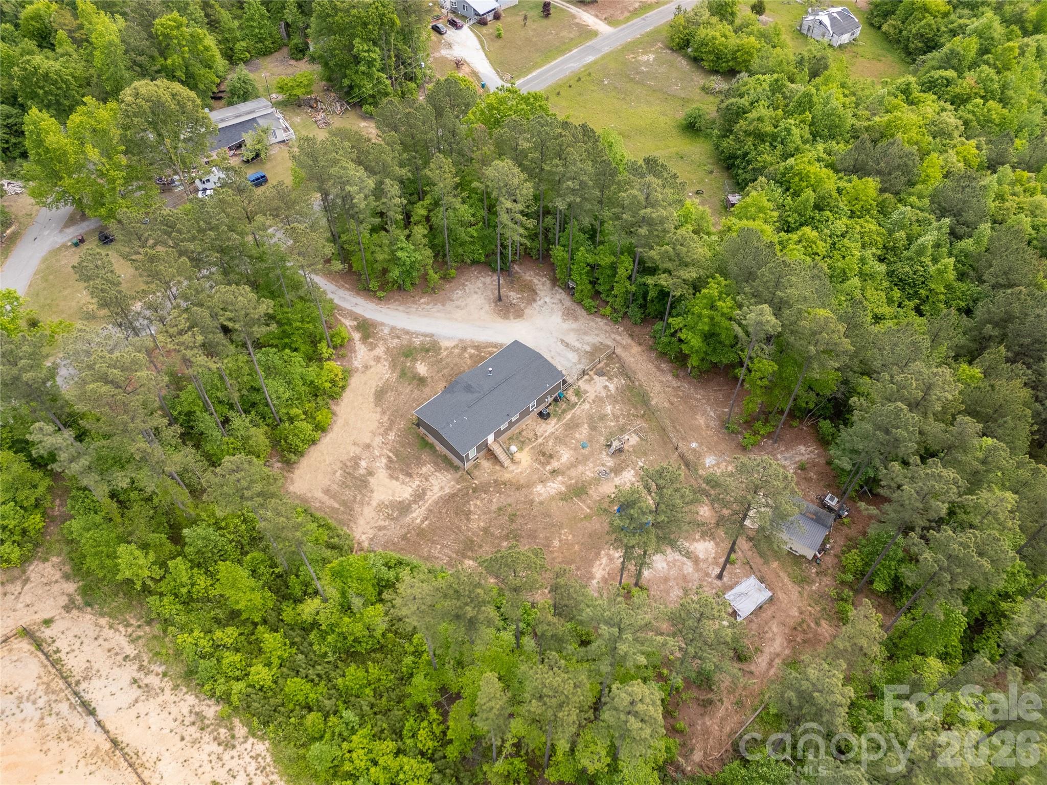 412 Mullinax Circle — Blacksburg