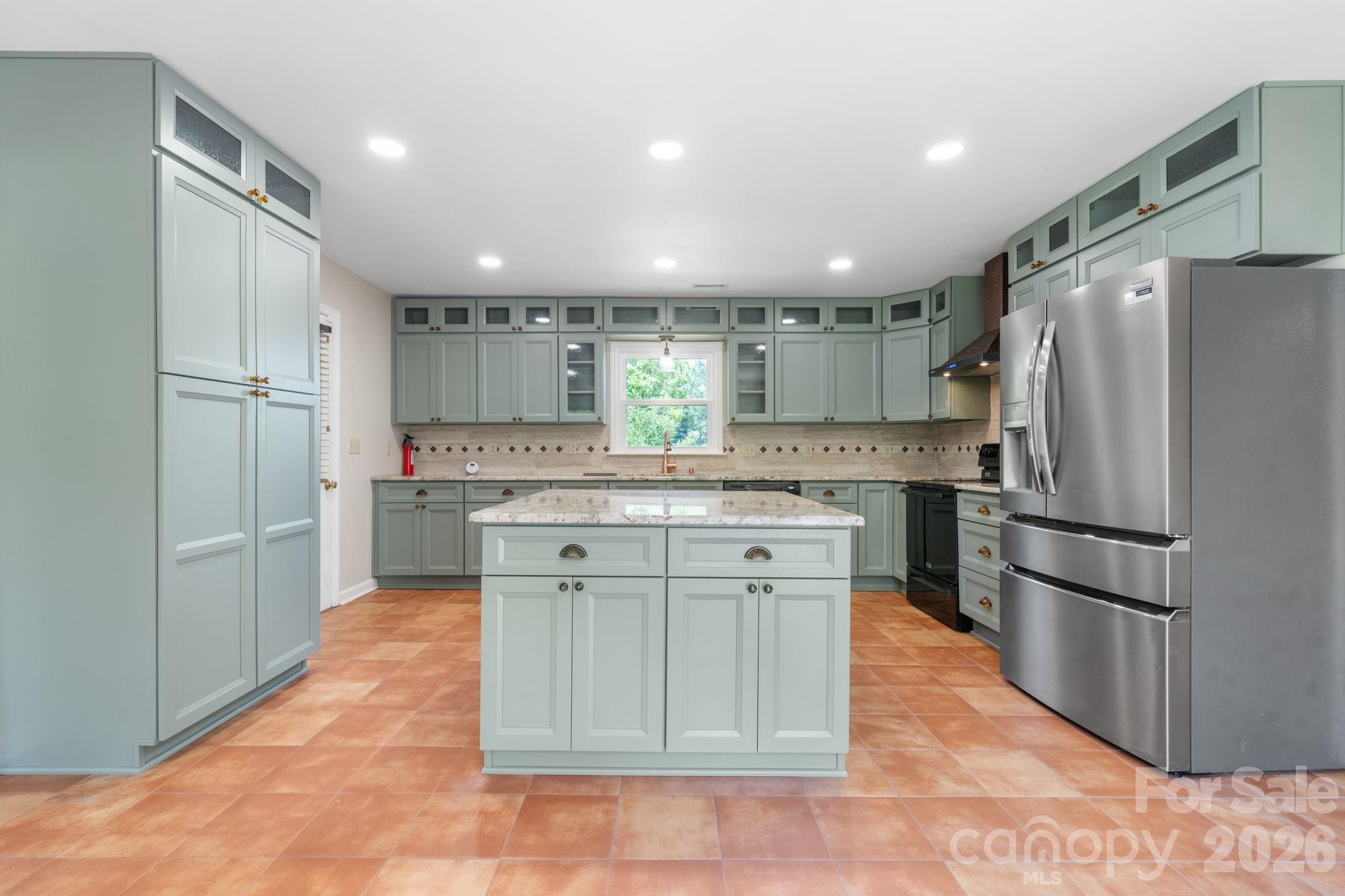 2113 White Pine Drive — Granite Falls