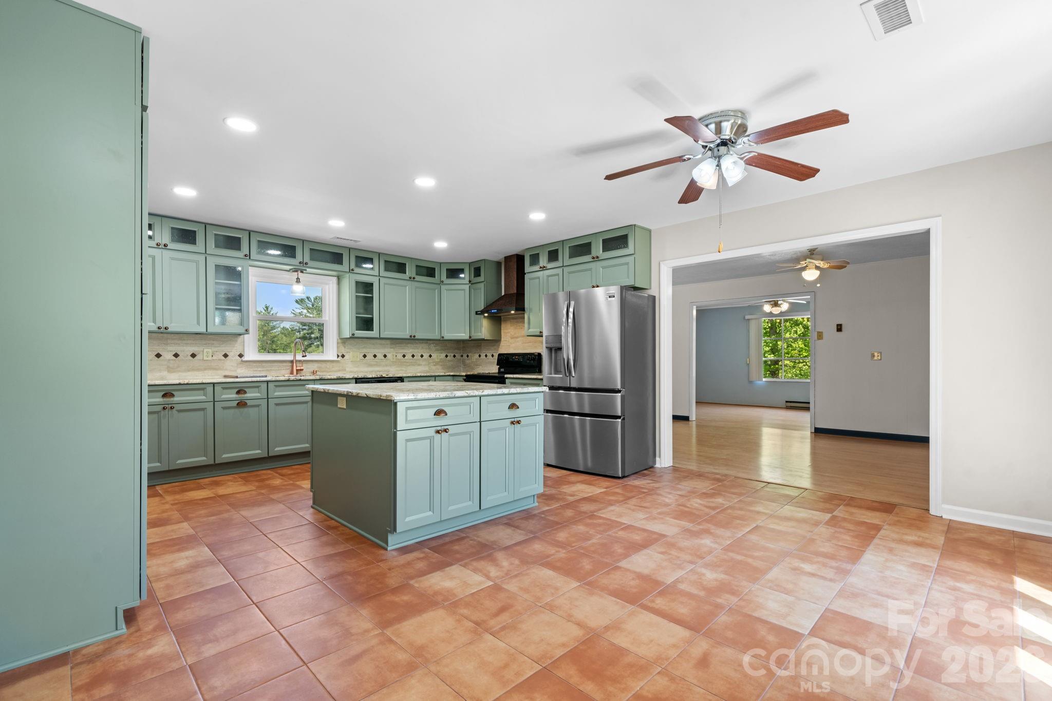 2113 White Pine Drive — Granite Falls
