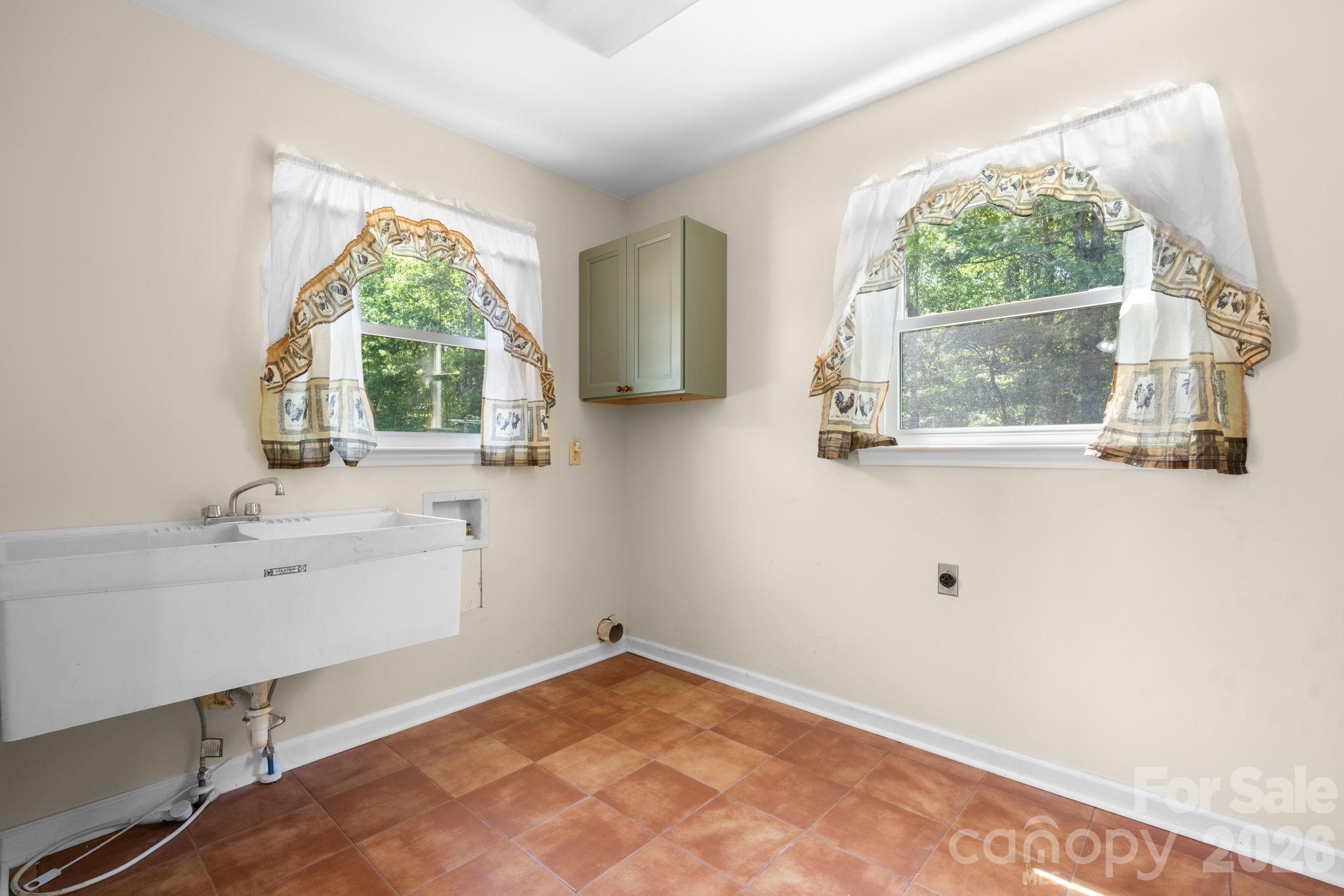 2113 White Pine Drive — Granite Falls