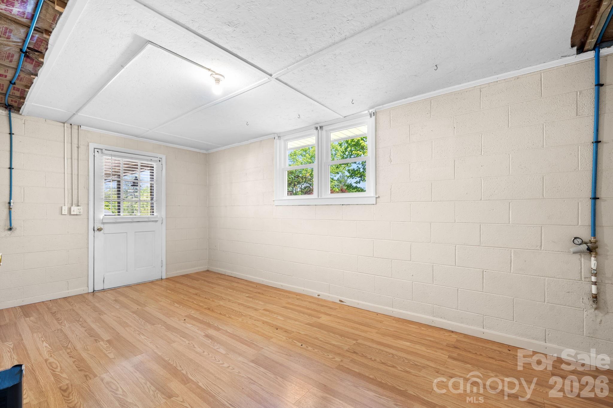 2113 White Pine Drive — Granite Falls
