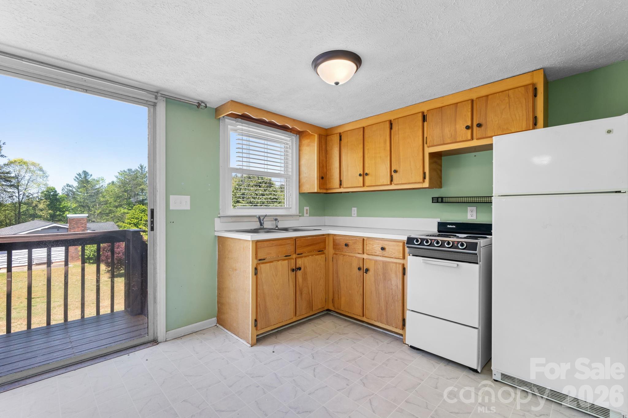 2113 White Pine Drive — Granite Falls
