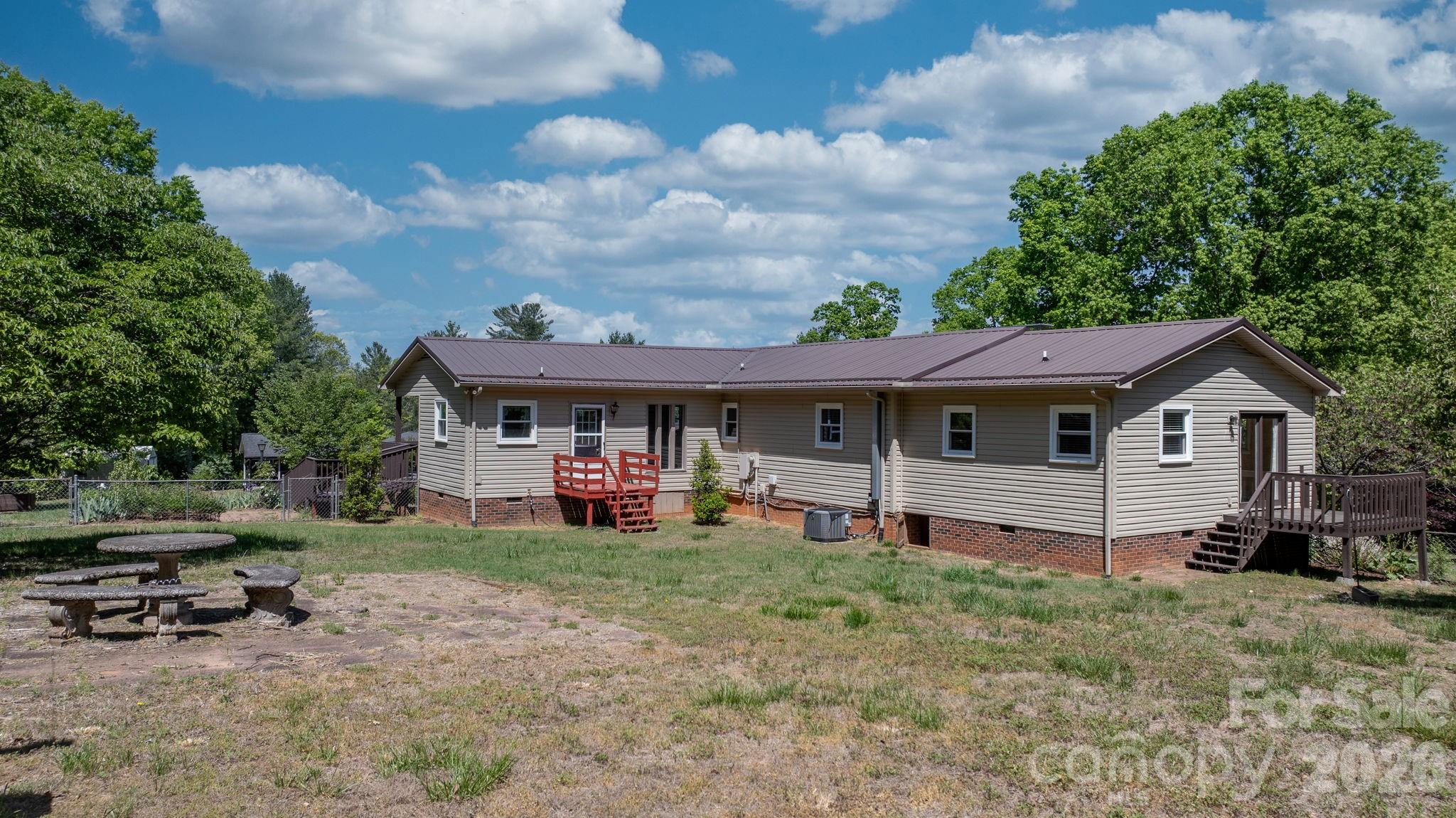 2113 White Pine Drive — Granite Falls