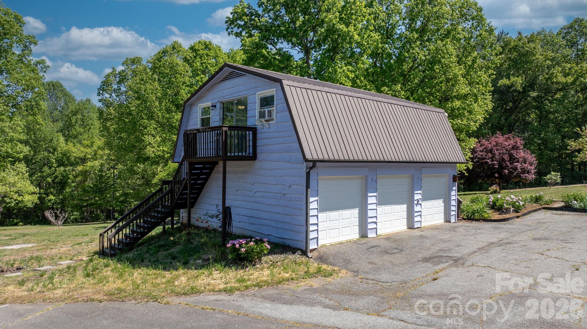 2113 White Pine Drive — Granite Falls