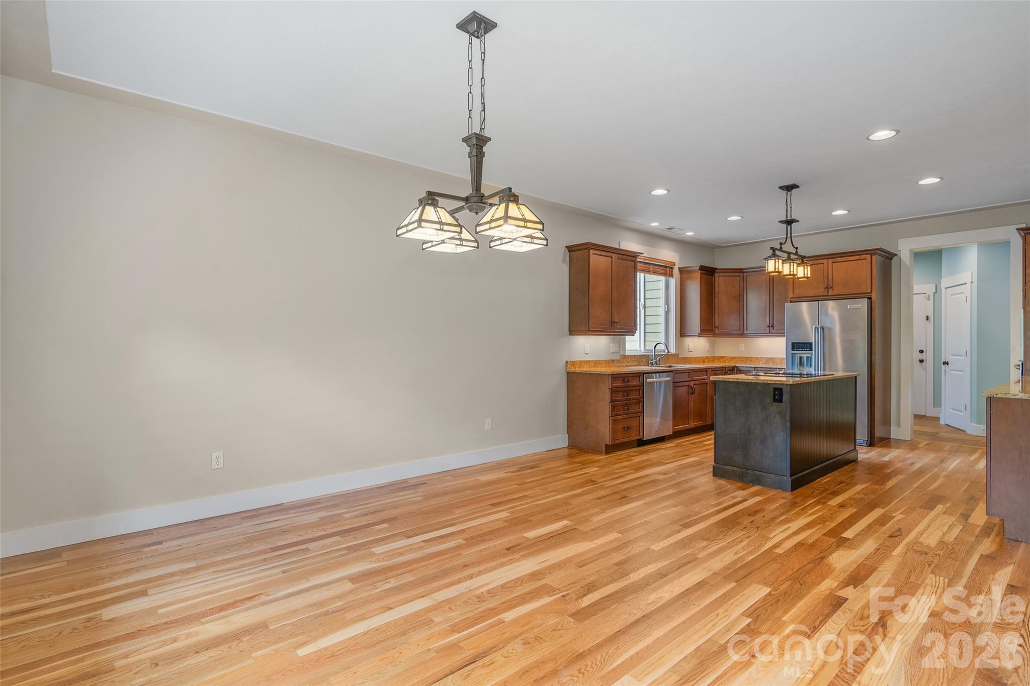 136 Mystic Way — Canton