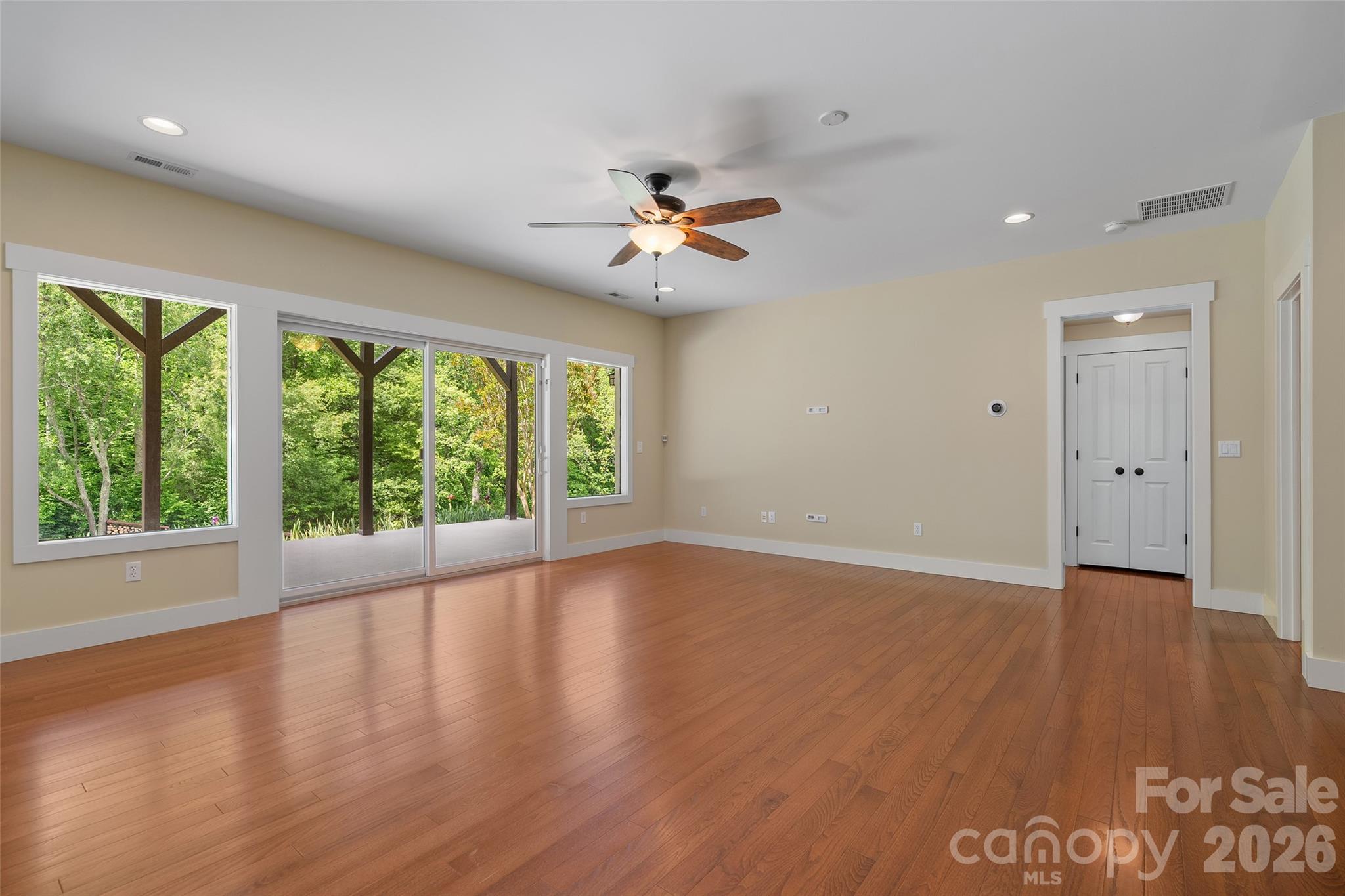 136 Mystic Way — Canton