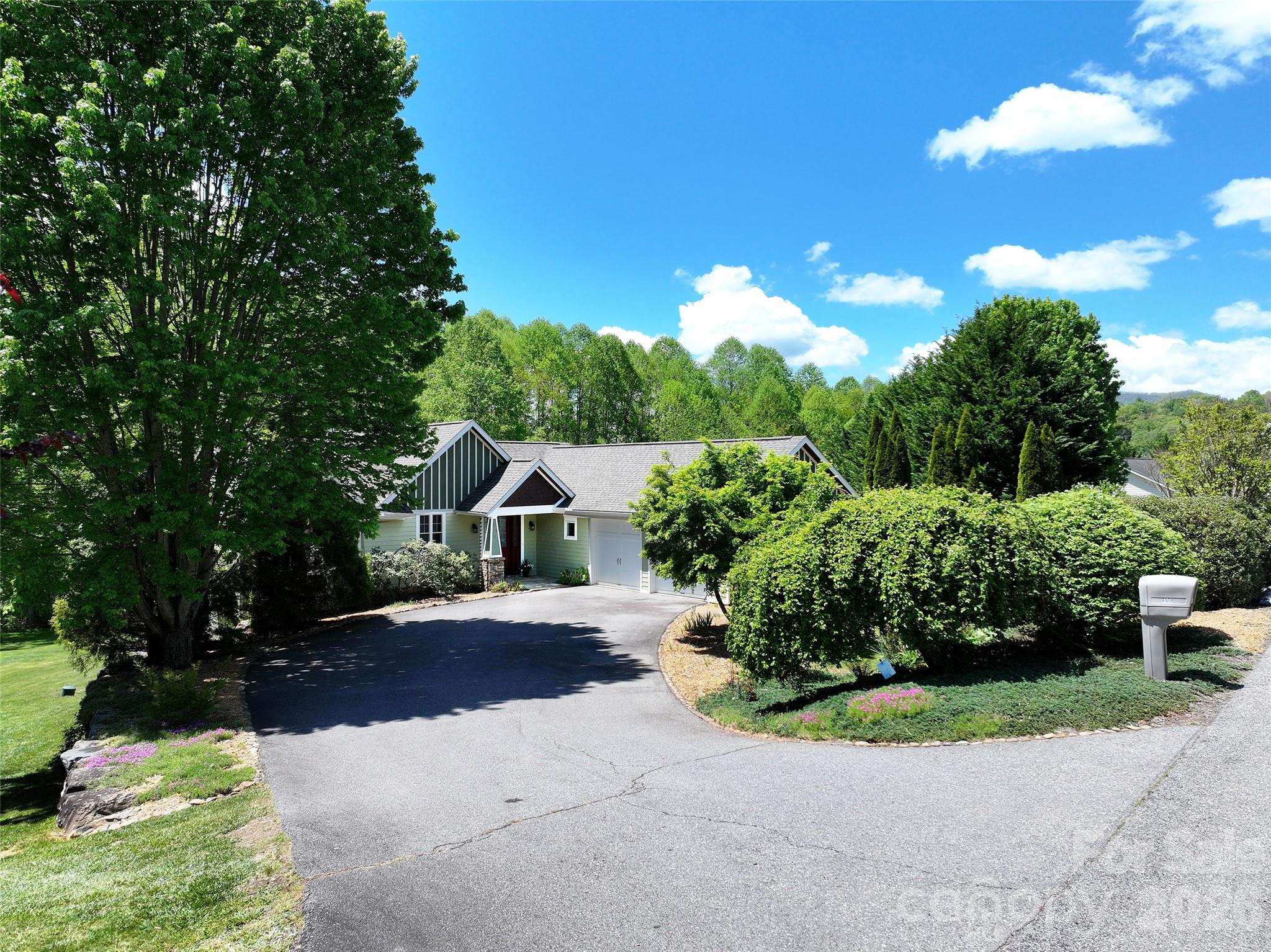 136 Mystic Way — Canton