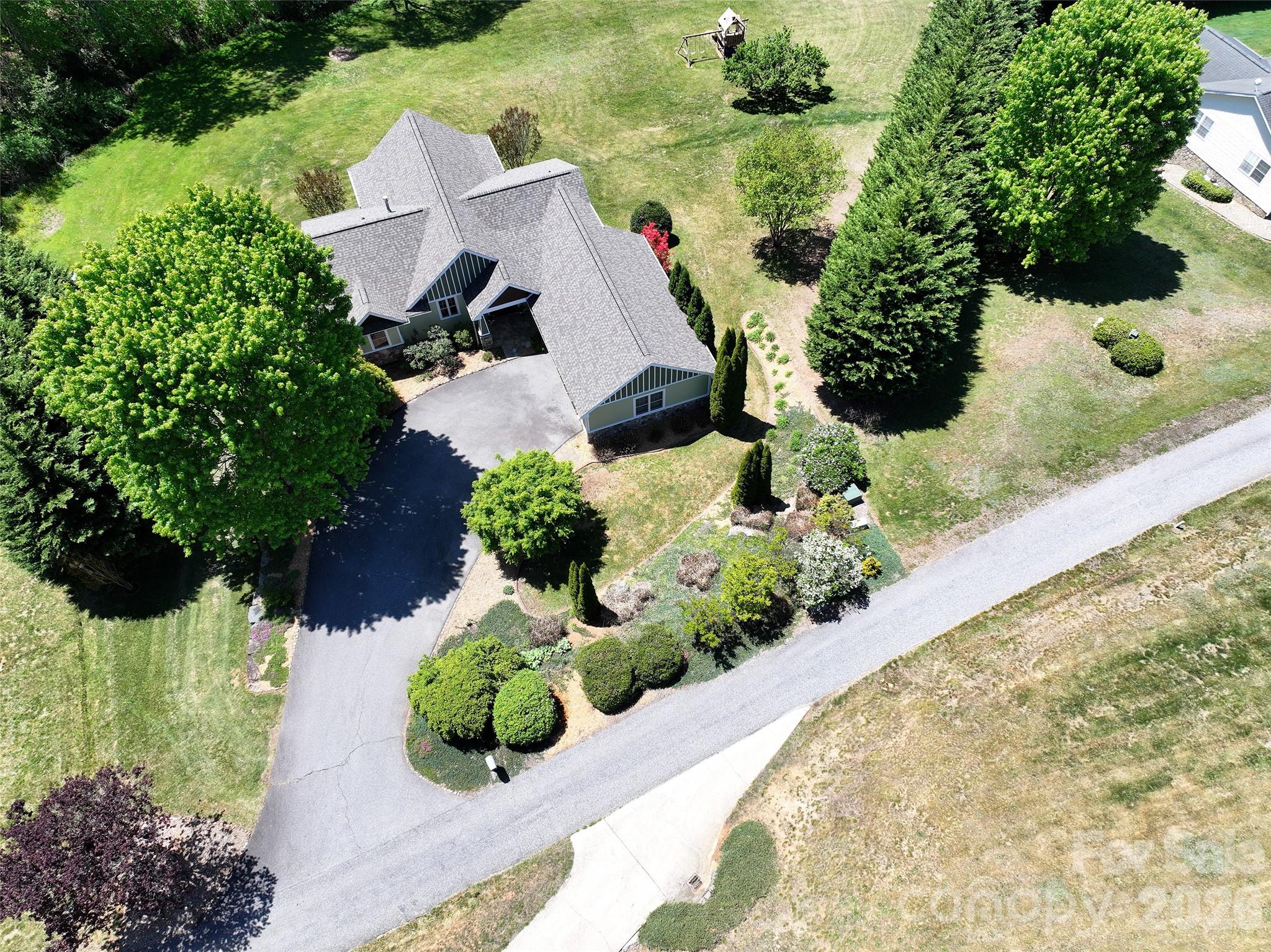 136 Mystic Way — Canton