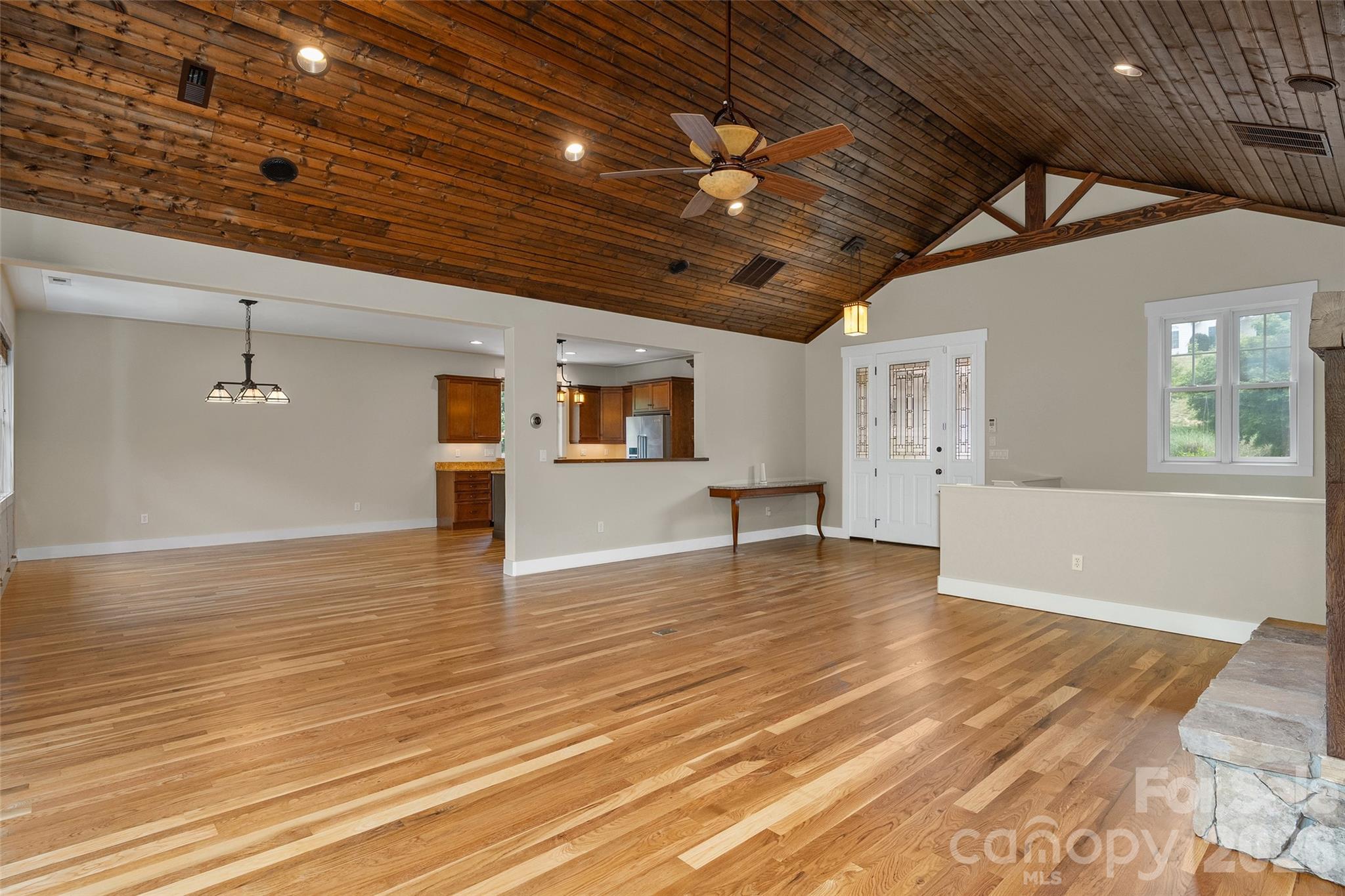 136 Mystic Way — Canton