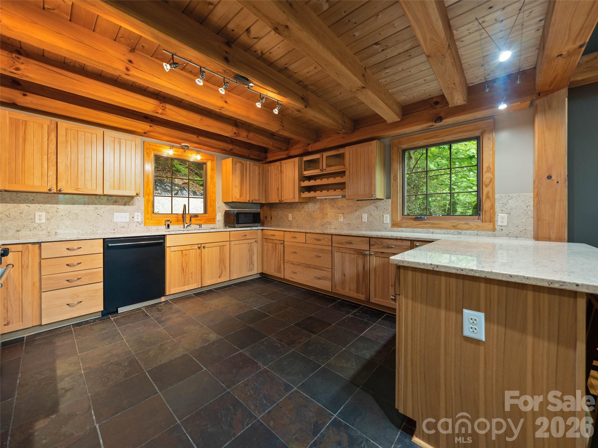 82 Red Oak Drive — Mills River