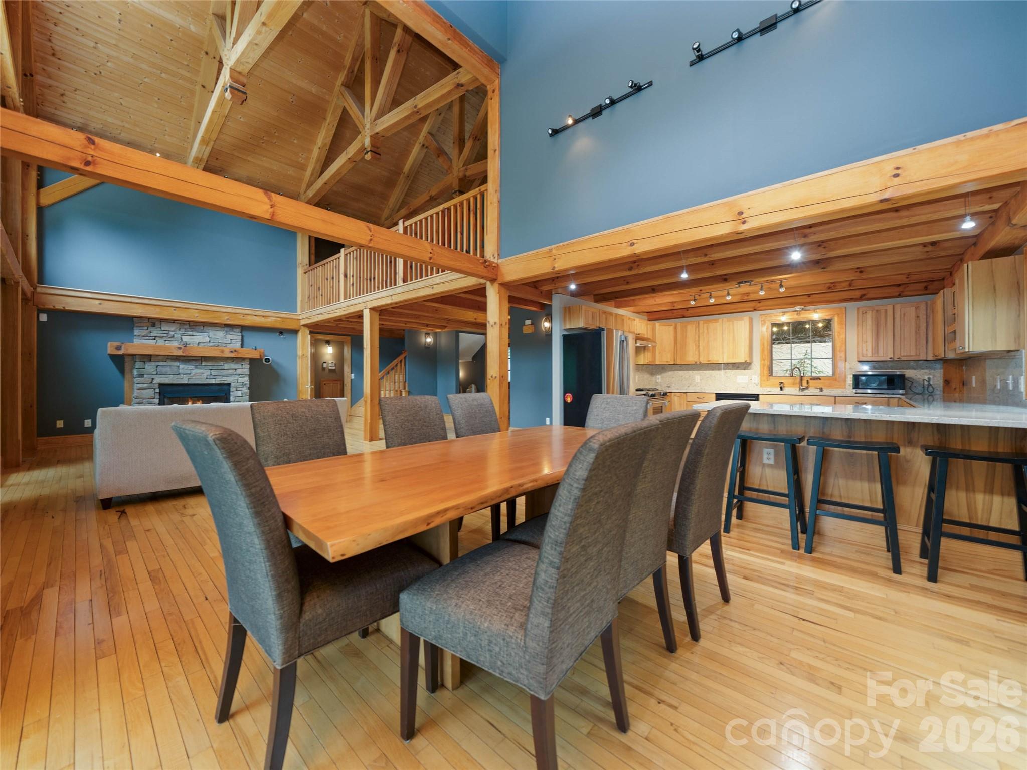 82 Red Oak Drive — Mills River