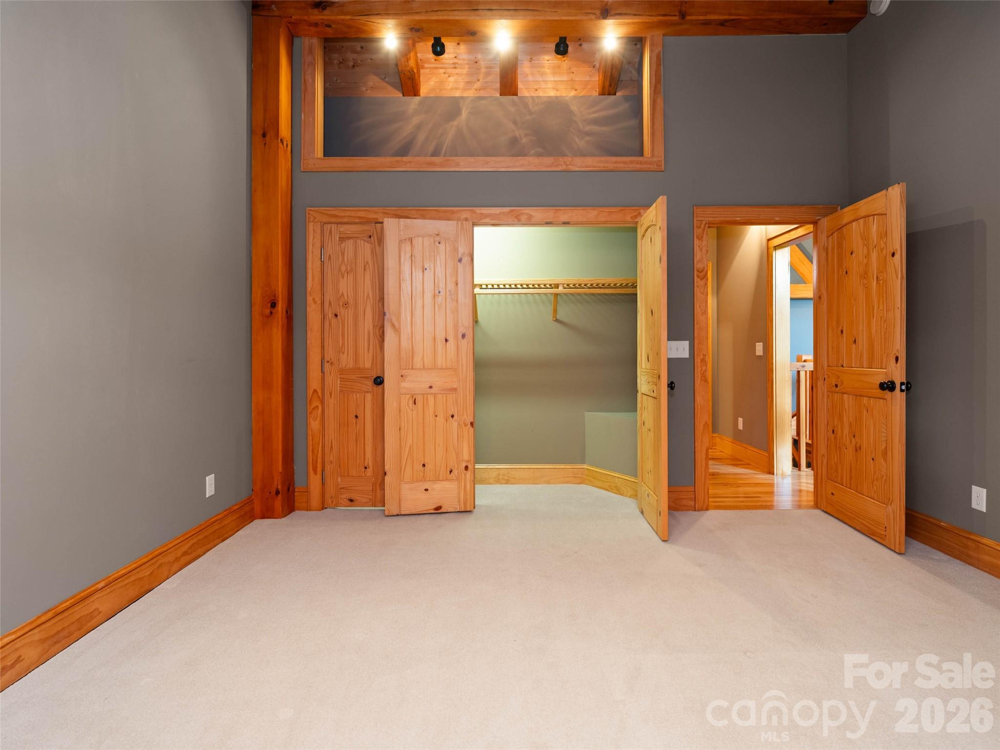 82 Red Oak Drive — Mills River