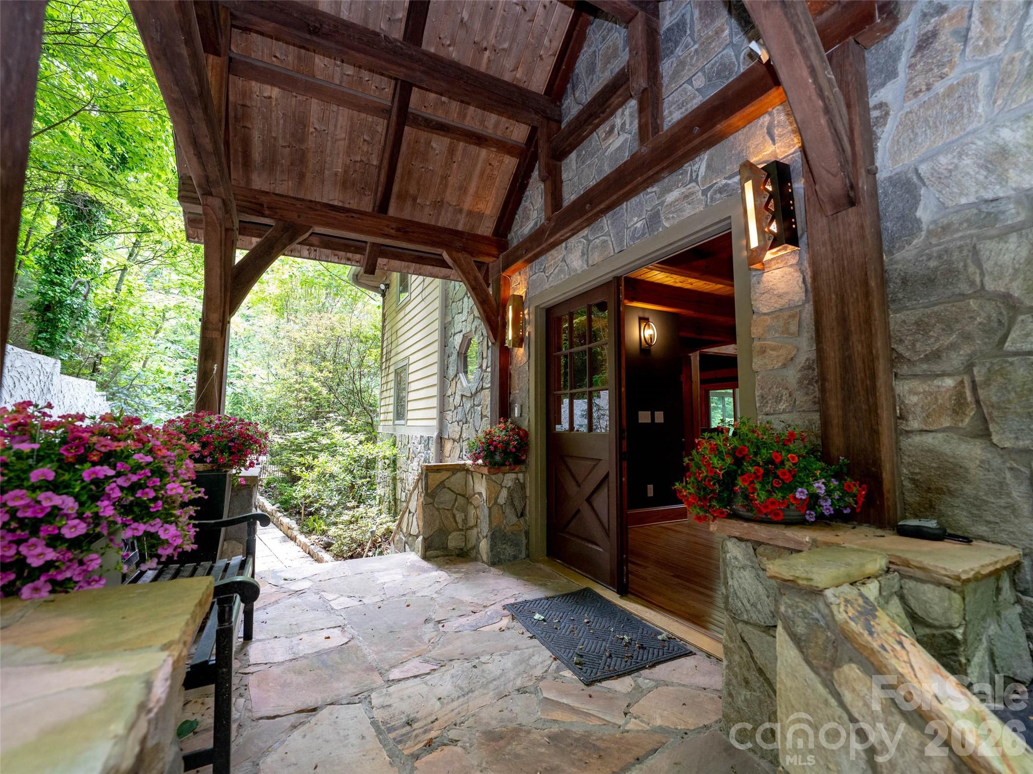 82 Red Oak Drive — Mills River