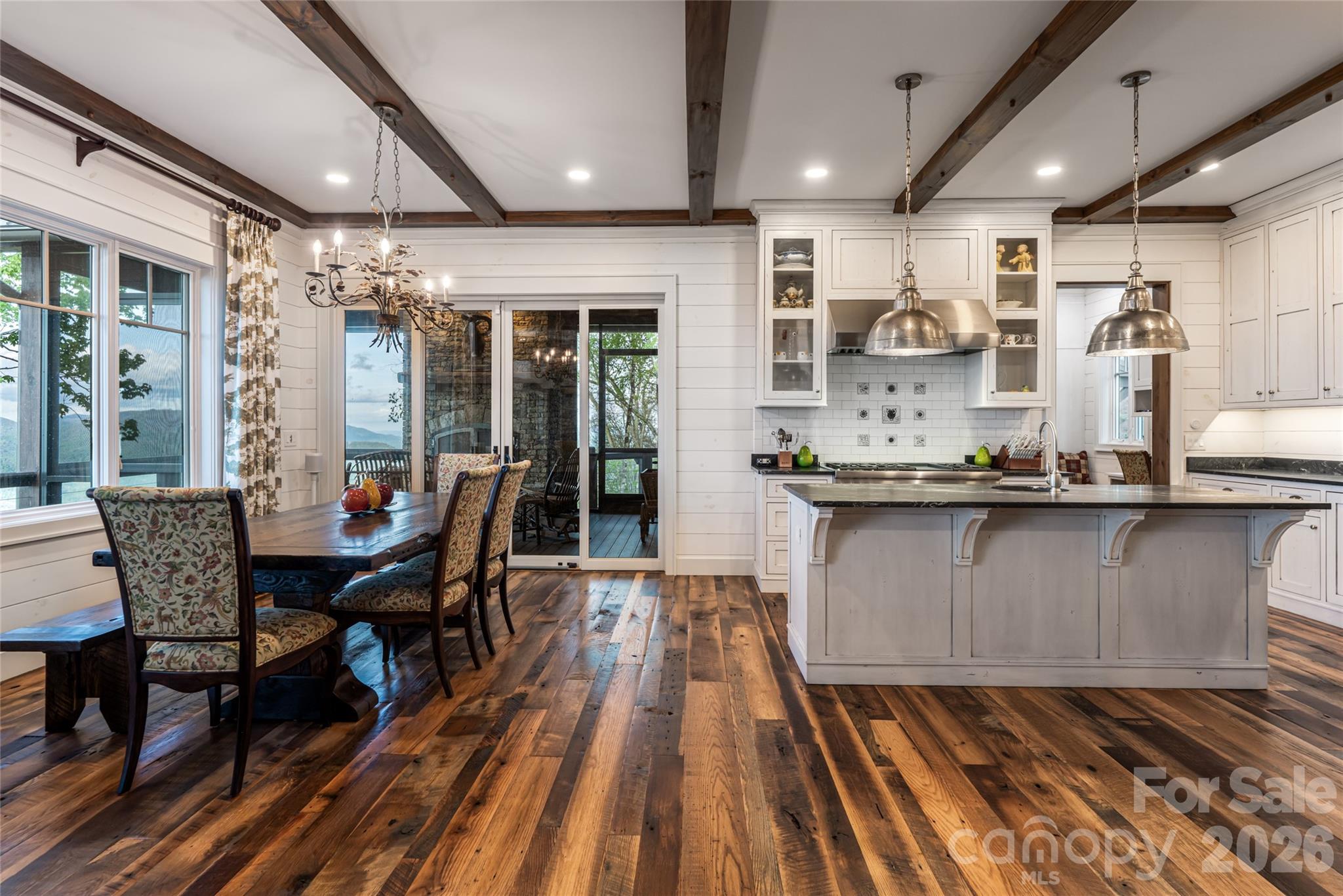 376 Wandering Trail — Waynesville
