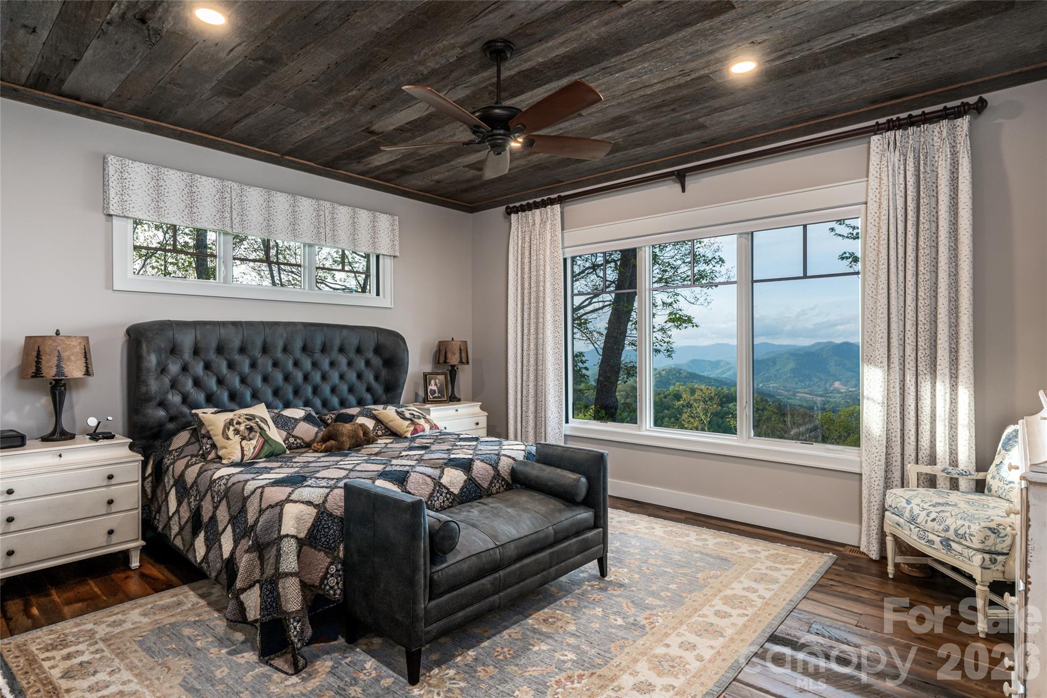 376 Wandering Trail — Waynesville