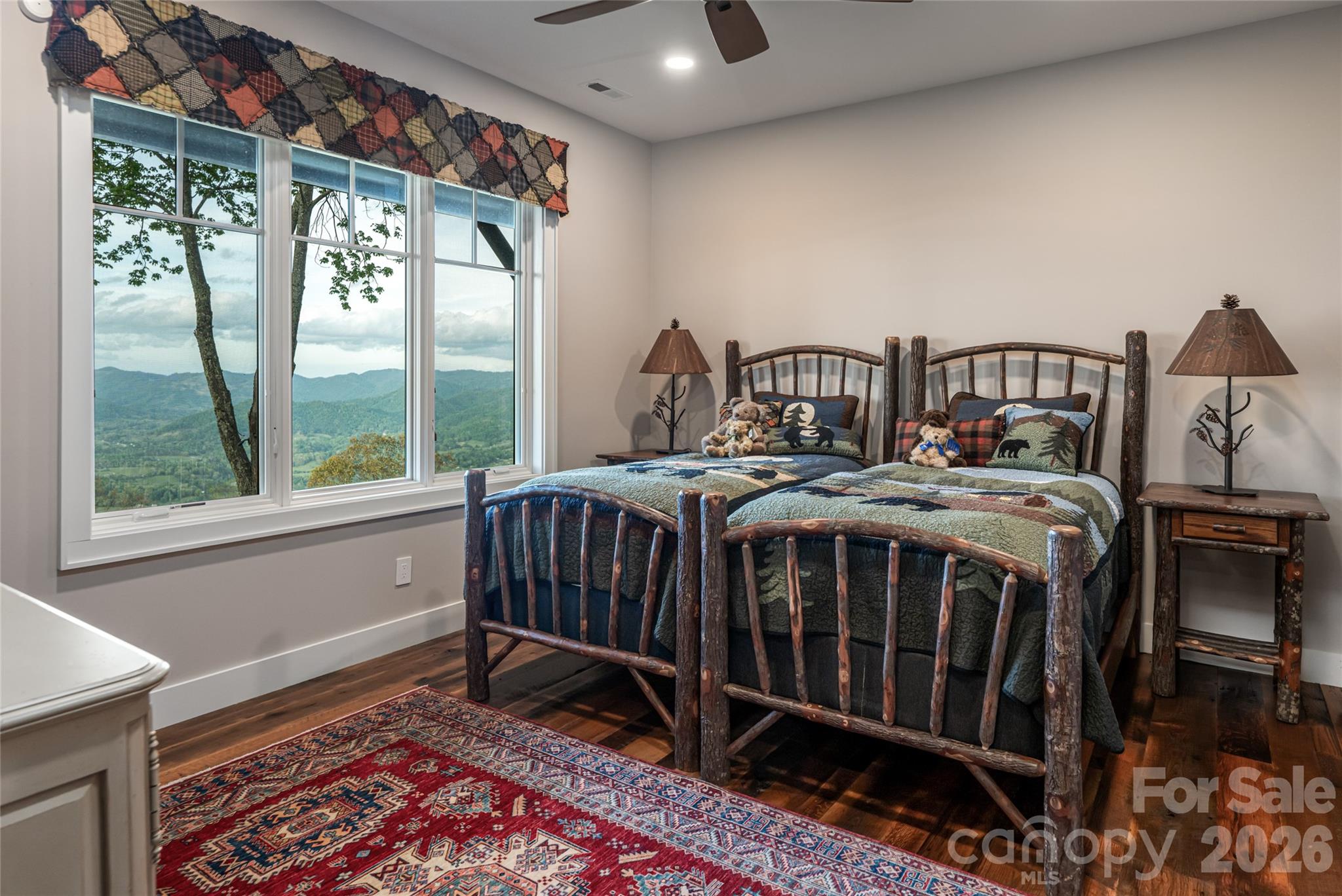 376 Wandering Trail — Waynesville