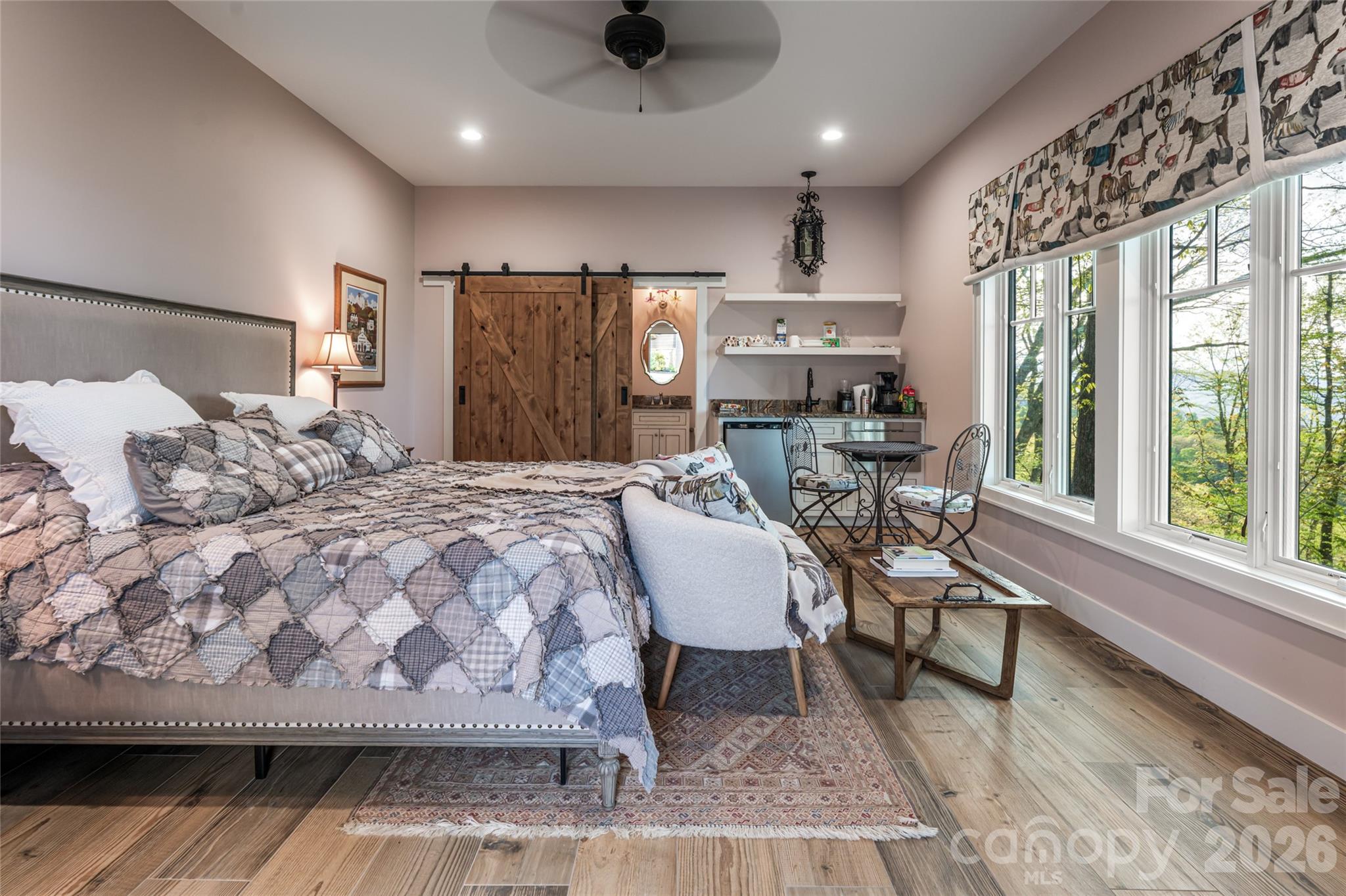 376 Wandering Trail — Waynesville