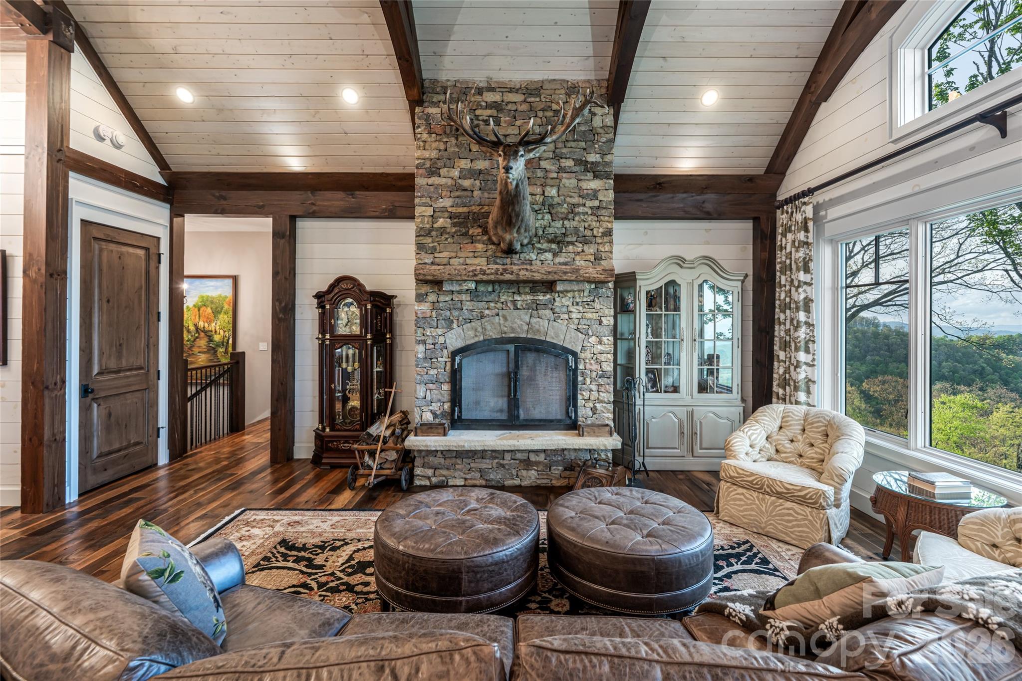 376 Wandering Trail — Waynesville