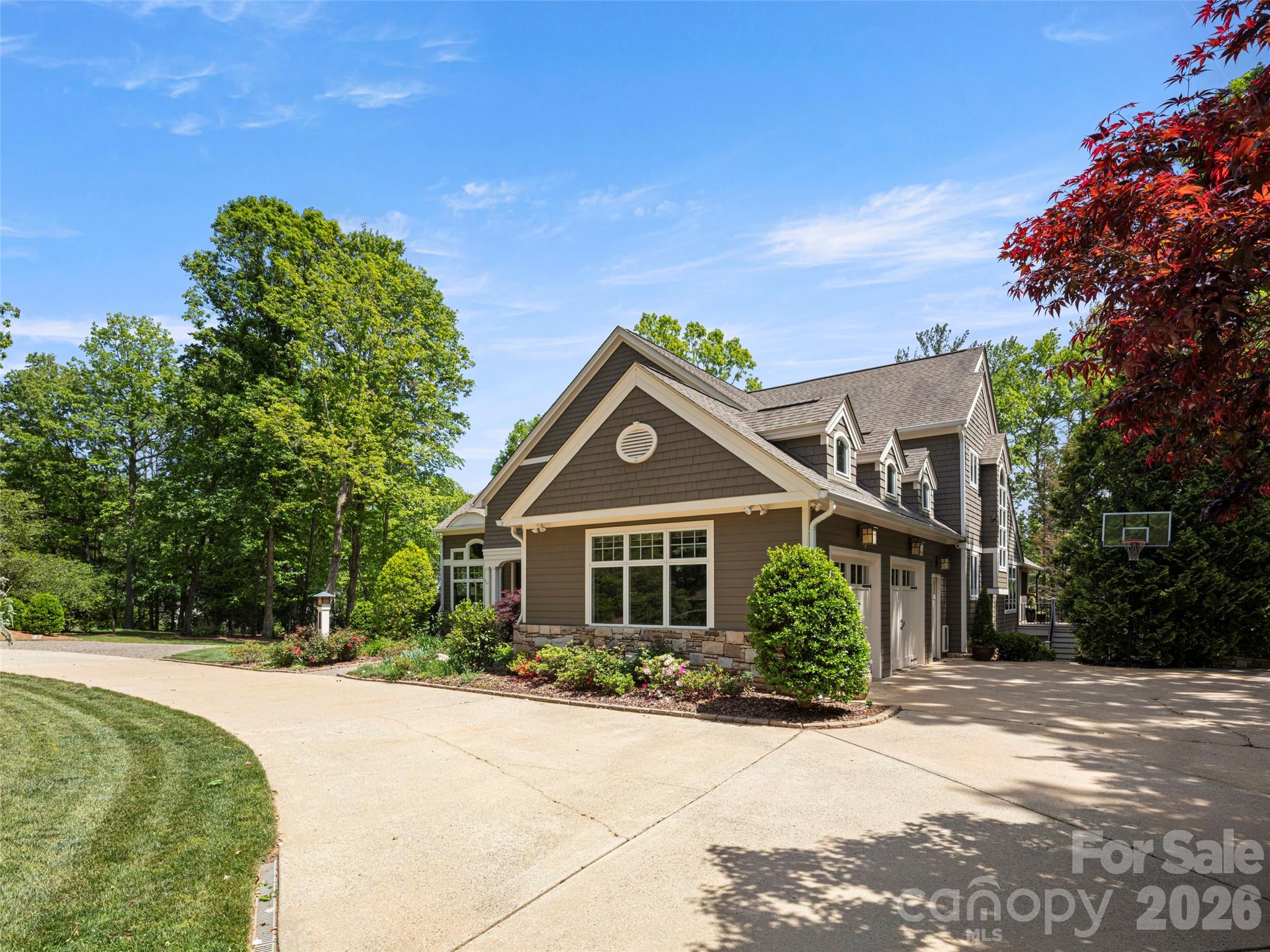701 Baneberry Court — Asheville