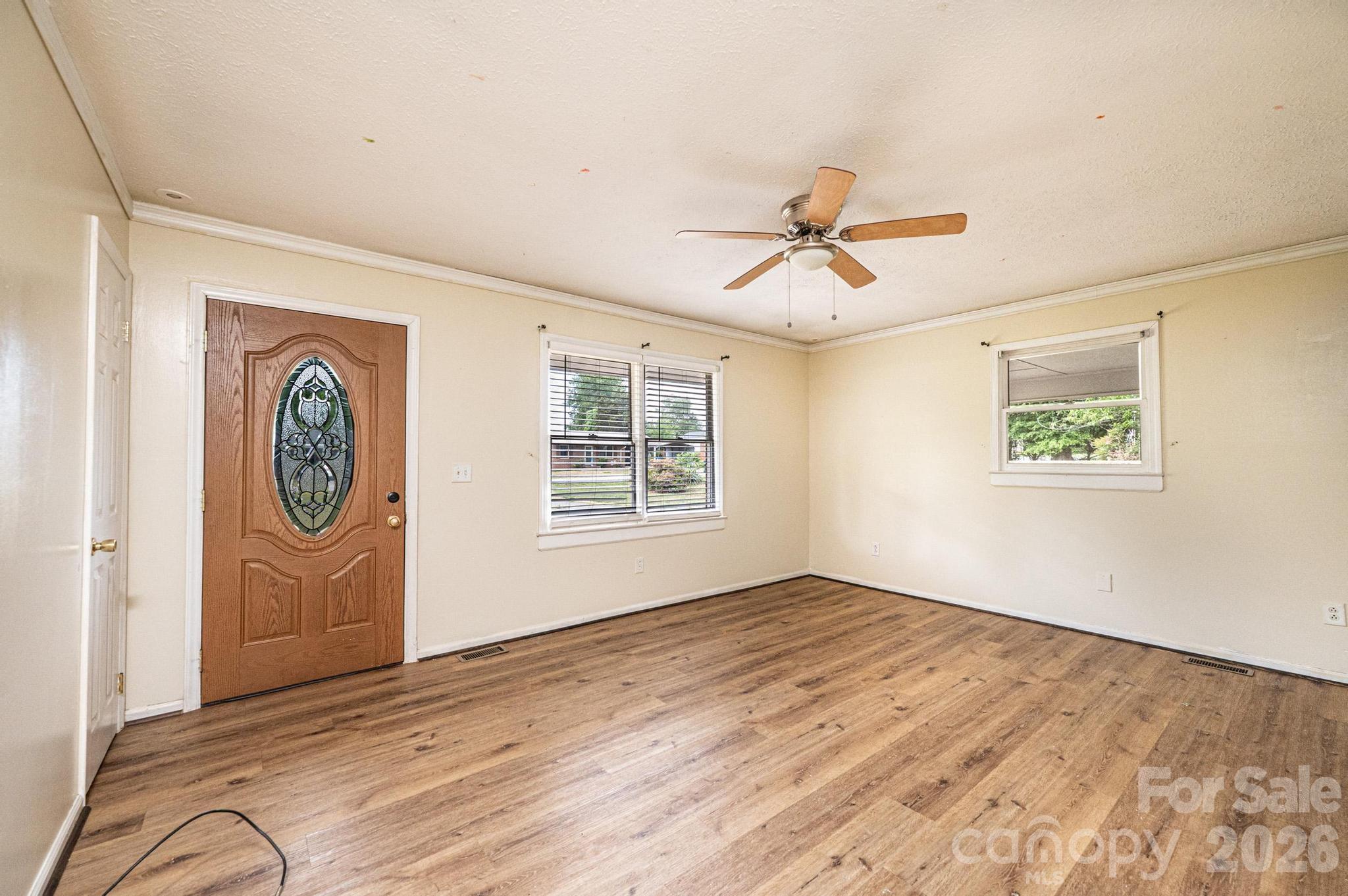 3886 Clay Street — Claremont