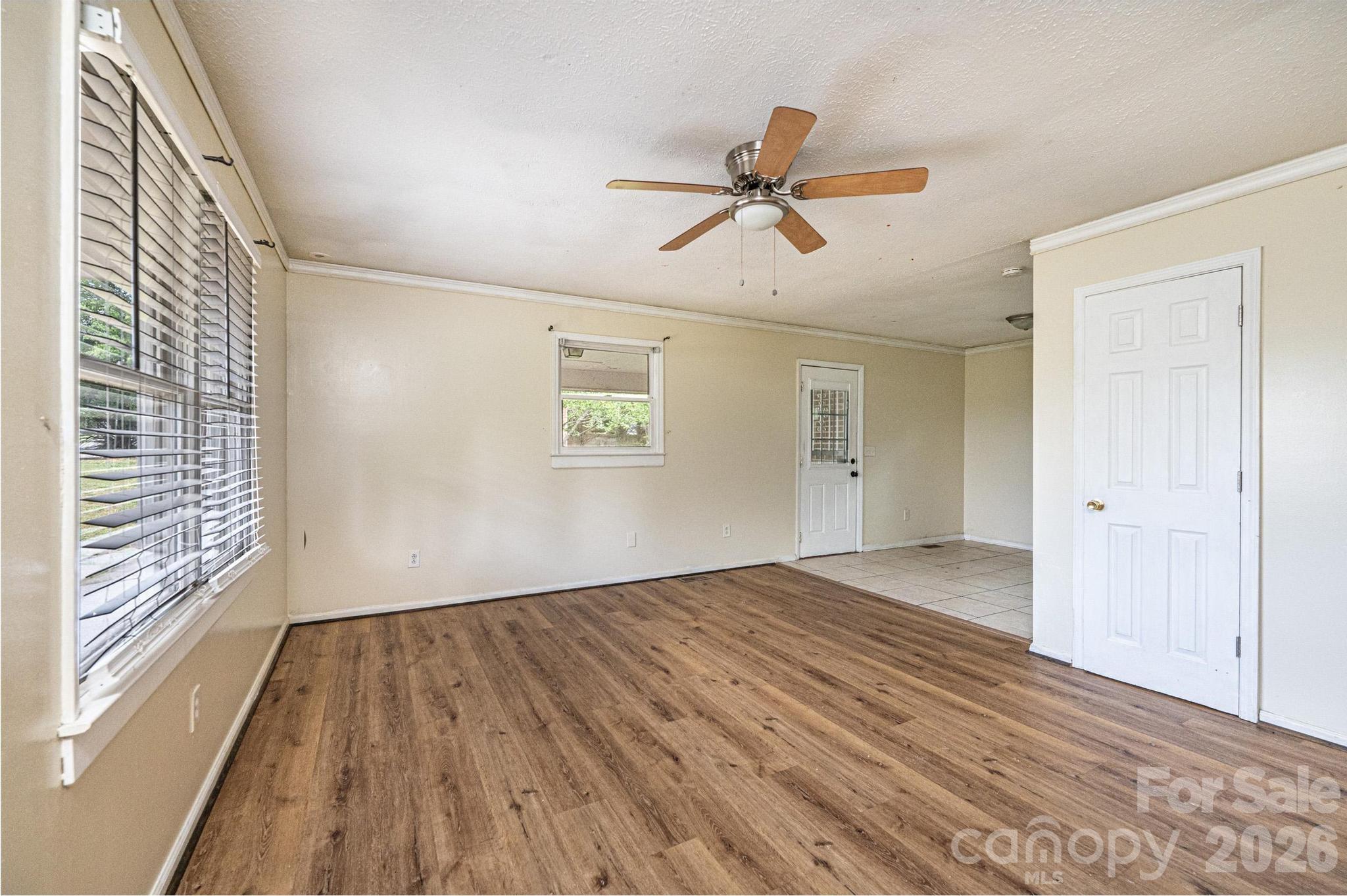 3886 Clay Street — Claremont