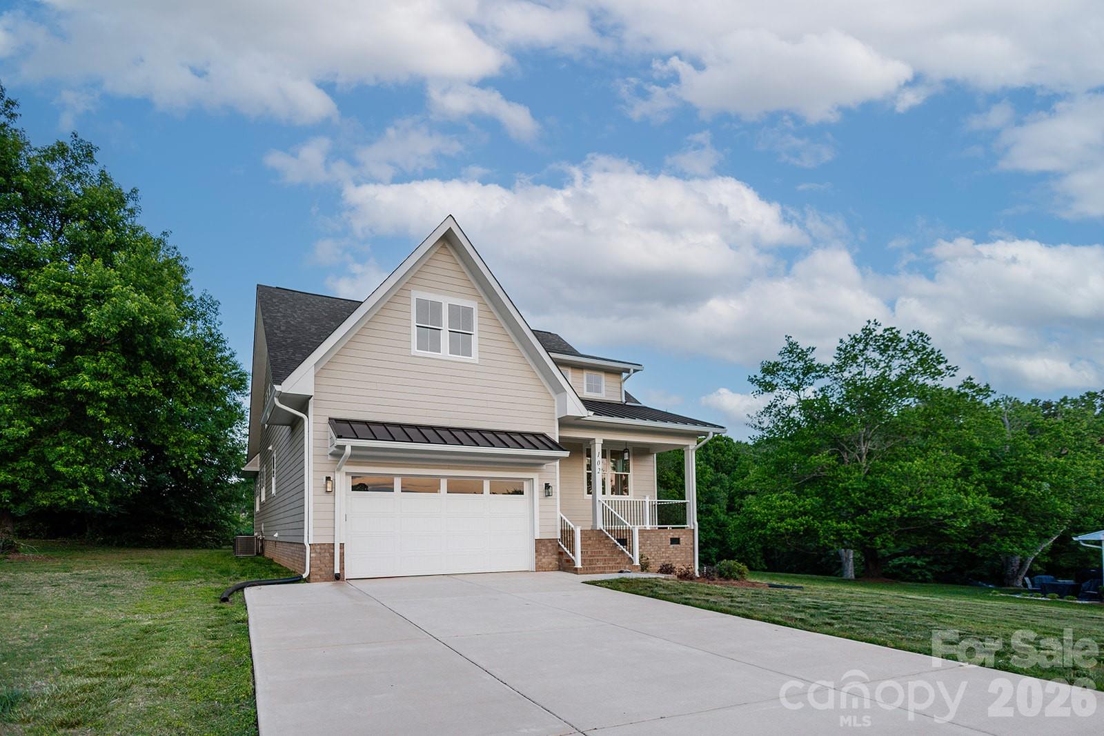 102 Starmount Drive — Kings Mountain
