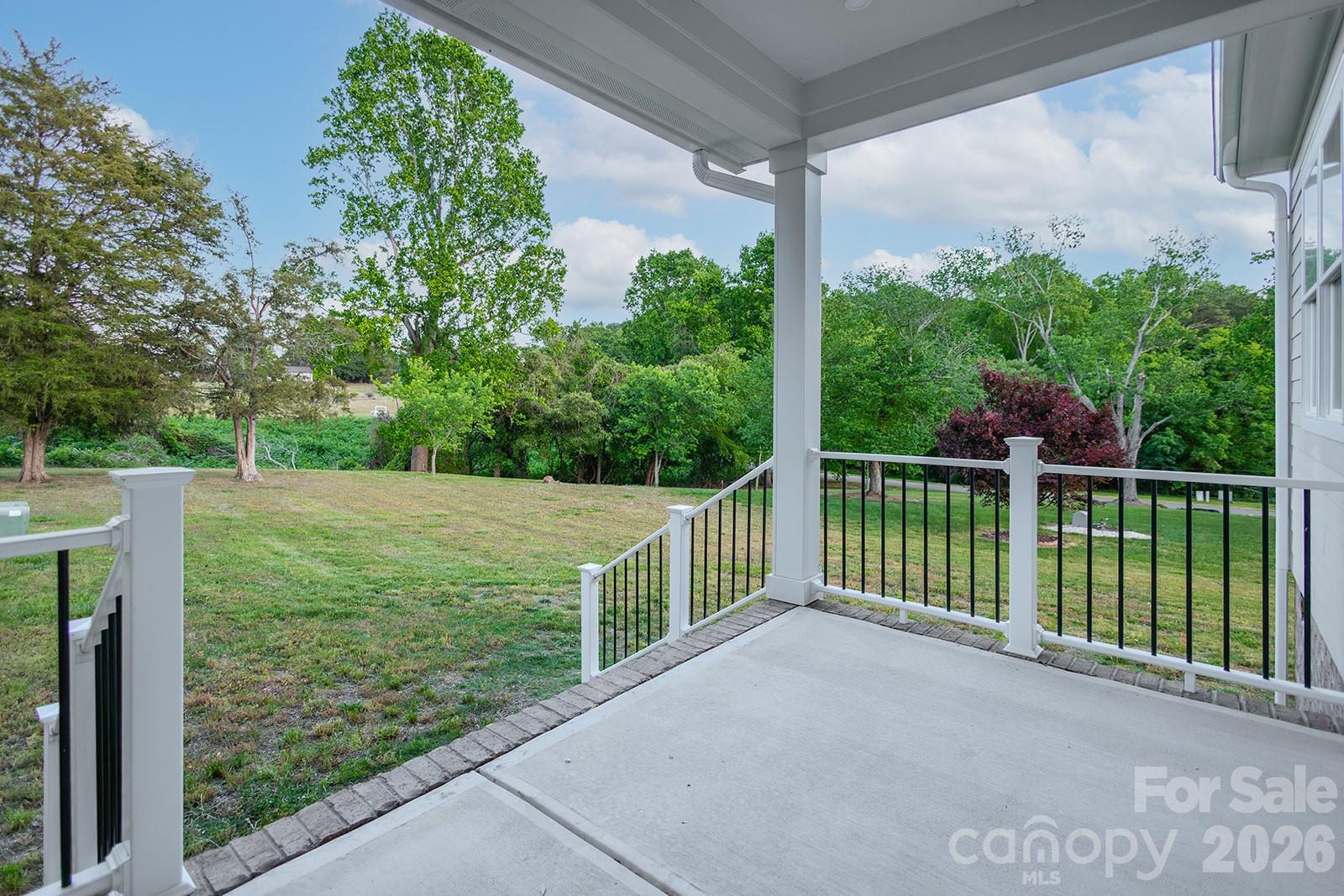 102 Starmount Drive — Kings Mountain