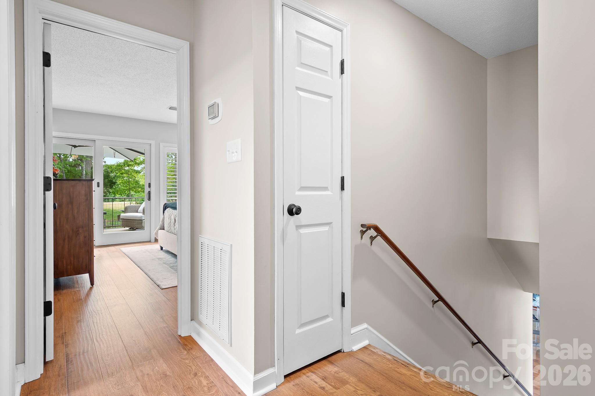3469 Lake Shore Road S — Denver
