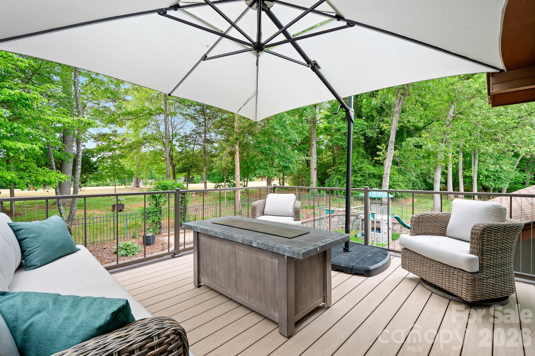 3469 Lake Shore Road S — Denver