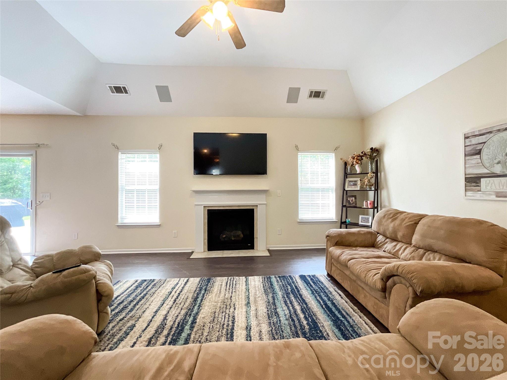 3025 Streamlet Way — Monroe