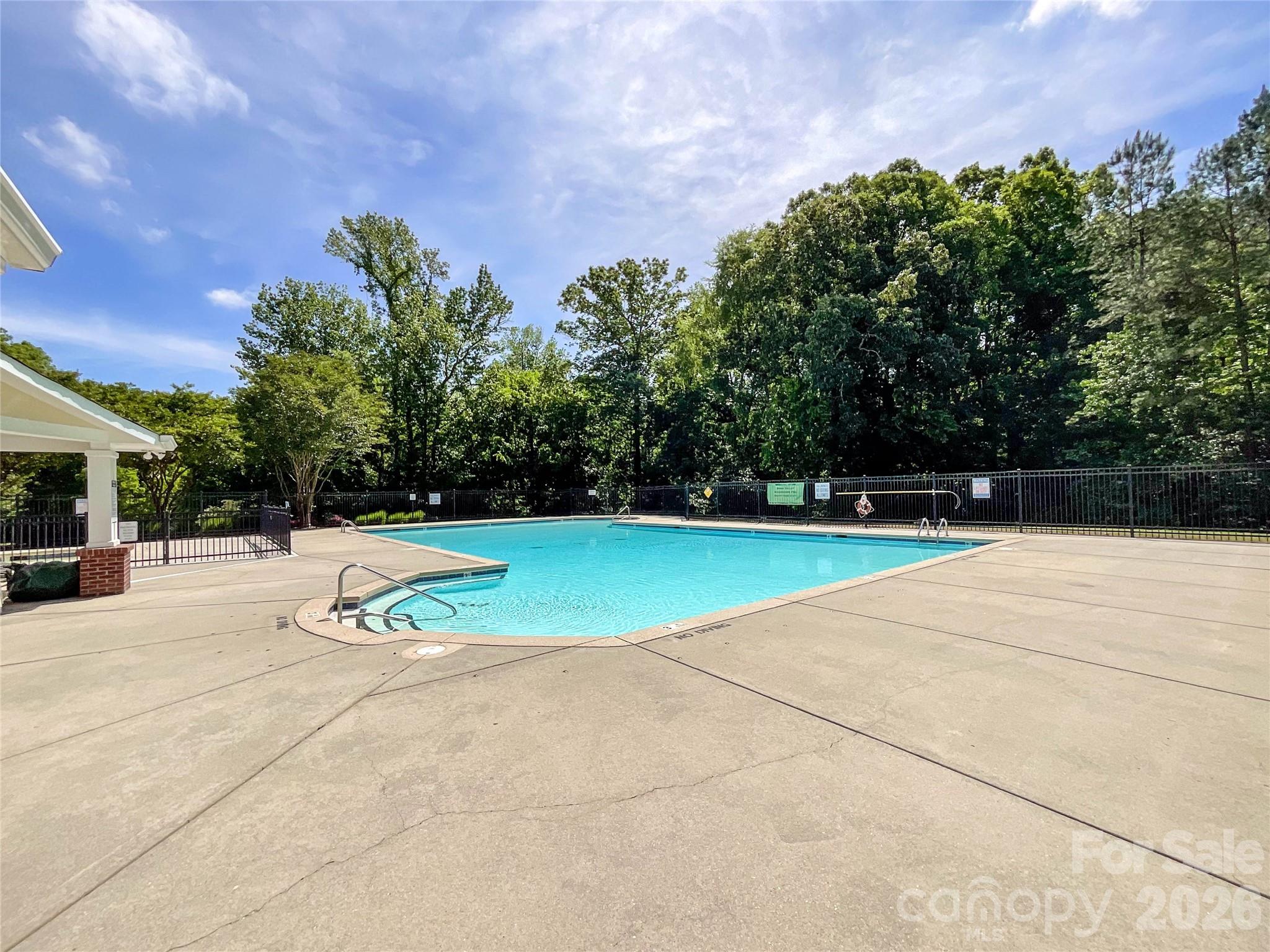 3025 Streamlet Way — Monroe