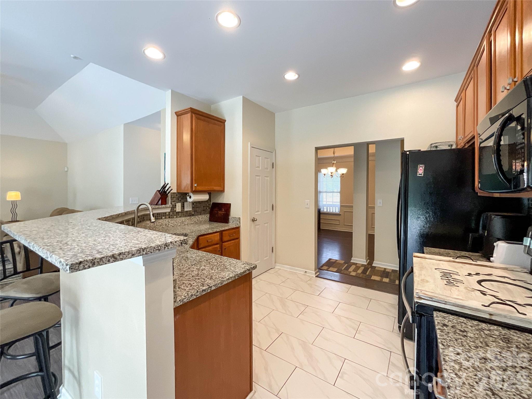 3025 Streamlet Way — Monroe